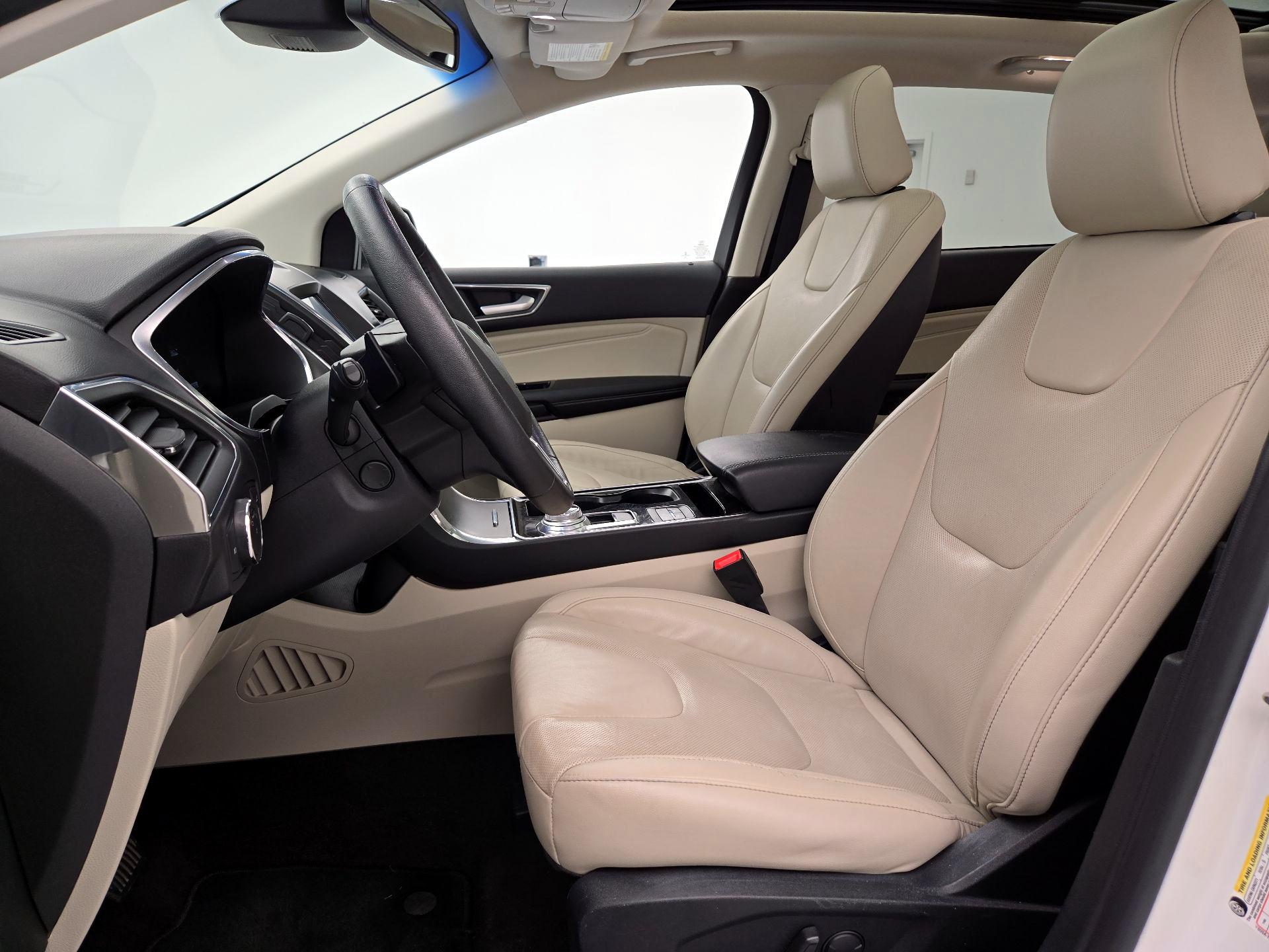 Thumbnail: 2020 Ford Edge - 11
