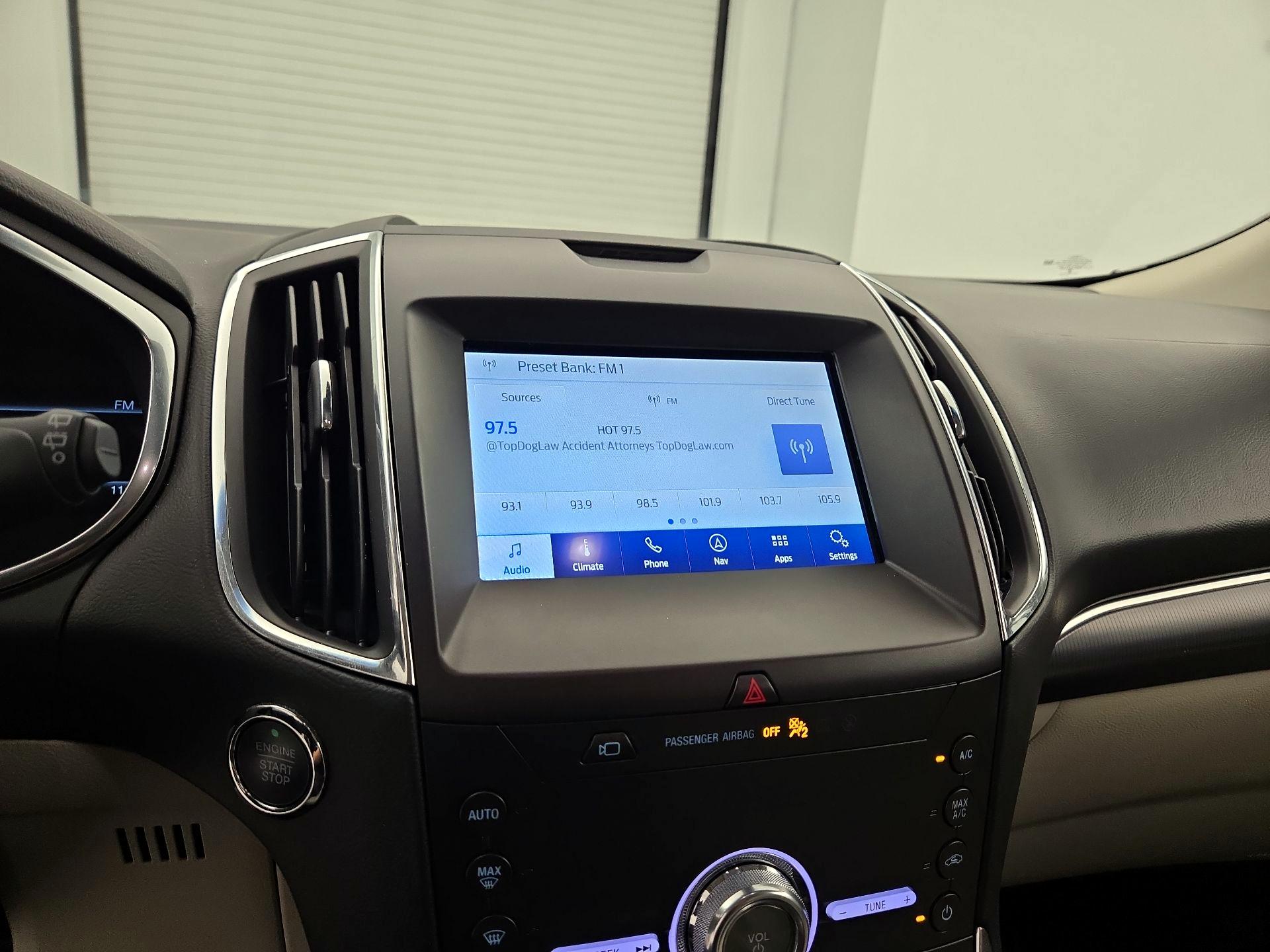 Thumbnail: 2020 Ford Edge - 16