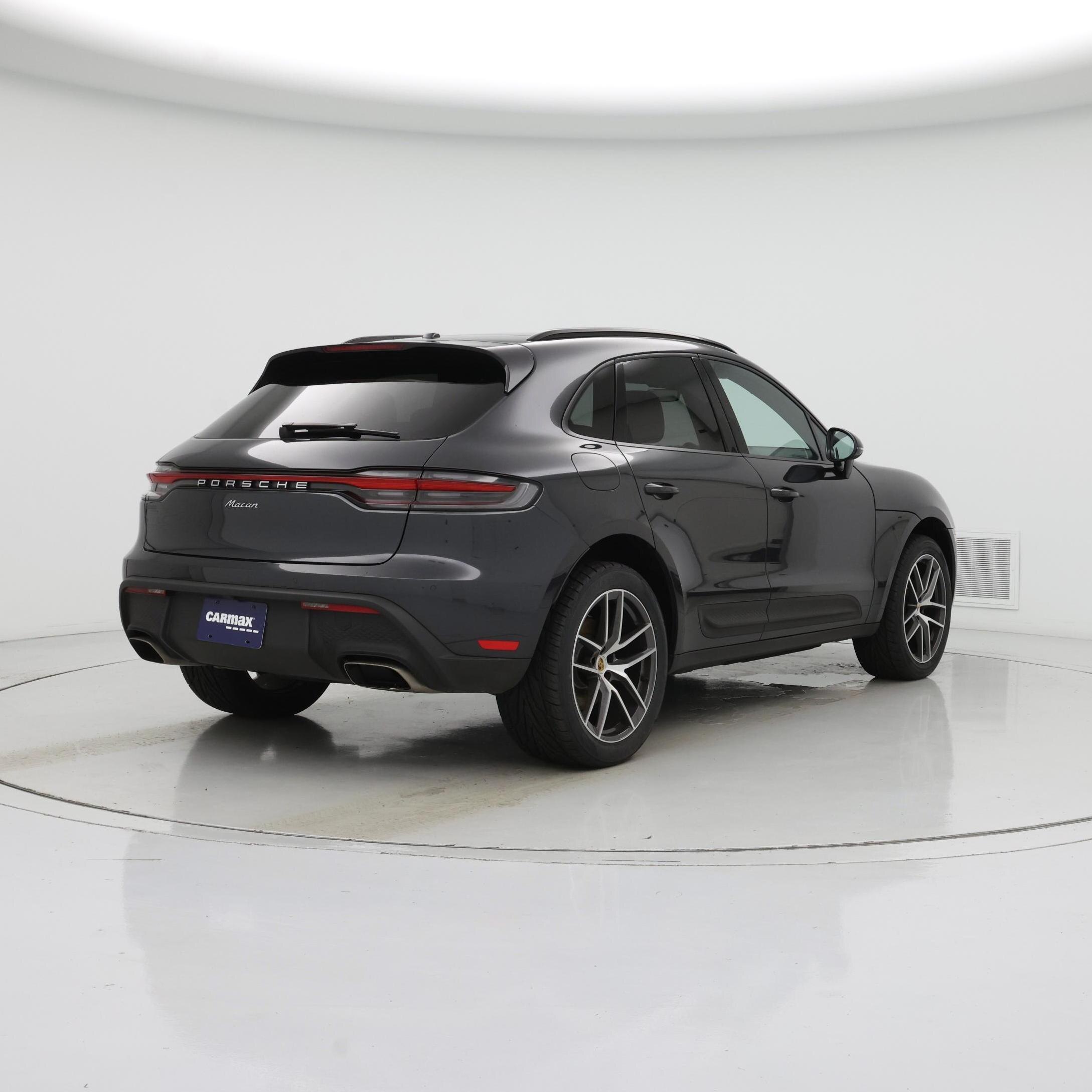 Thumbnail: 2022 Porsche Macan - 8