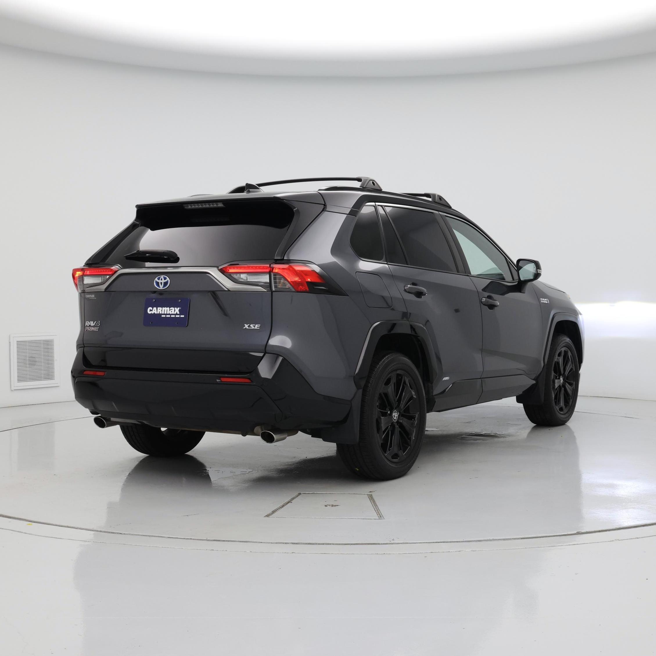Thumbnail: 2021 Toyota RAV4 - 8