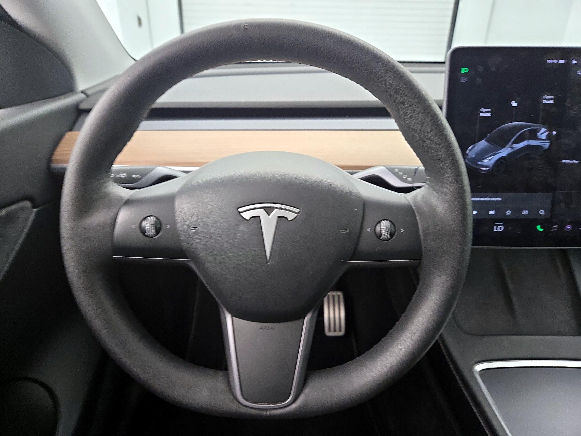 Thumbnail: 2022 Tesla Model Y - 10