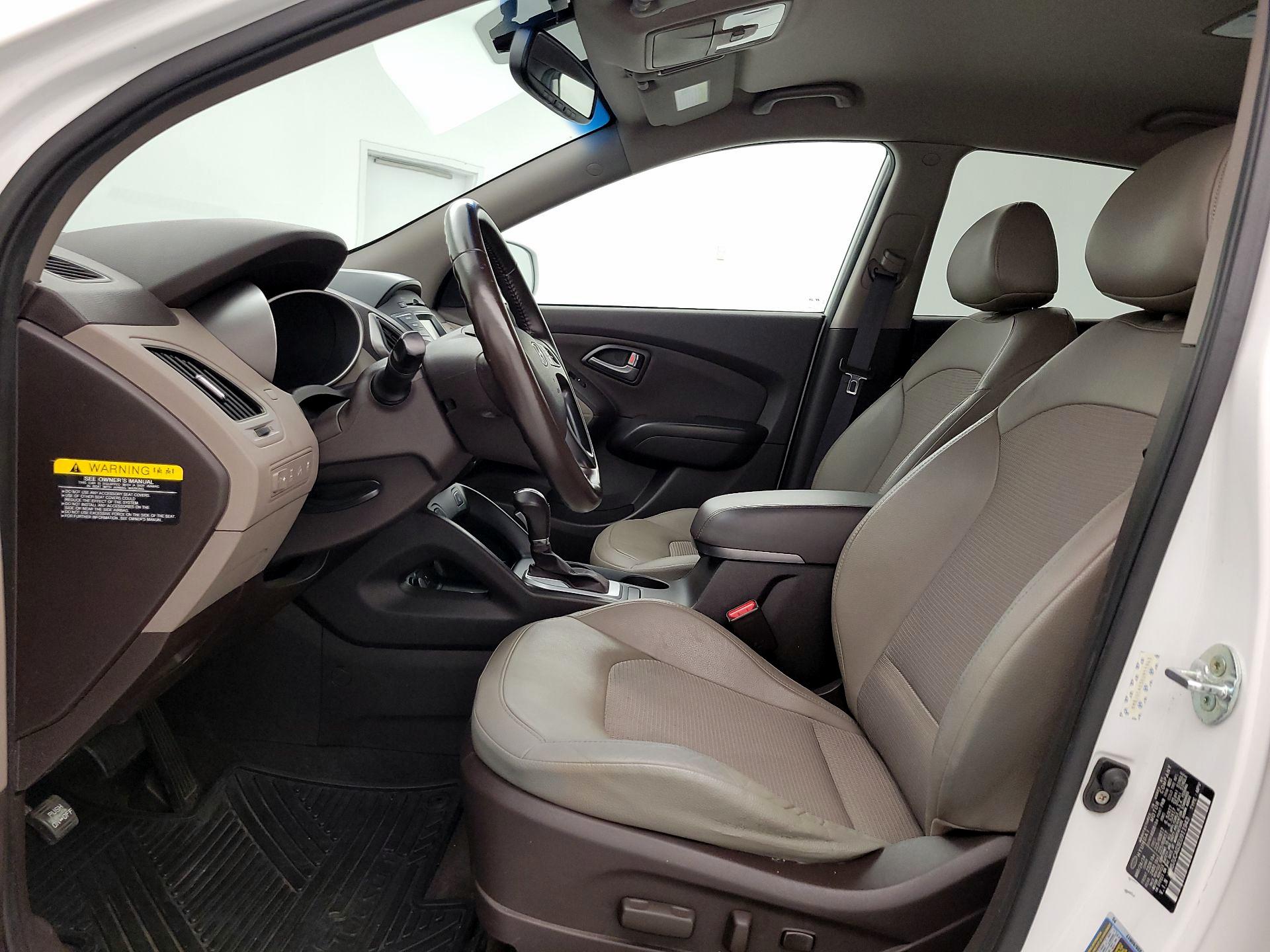 Thumbnail: 2014 Hyundai Tucson - 11
