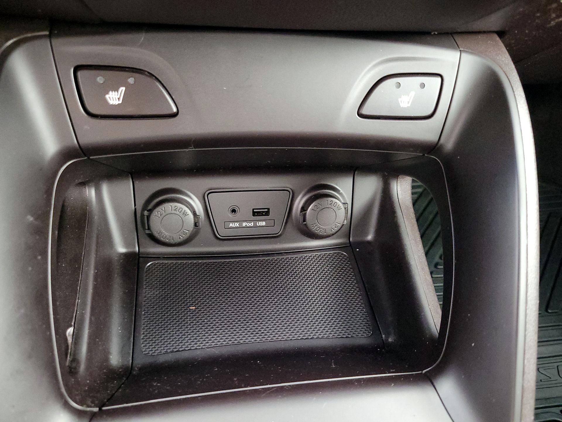Thumbnail: 2014 Hyundai Tucson - 18