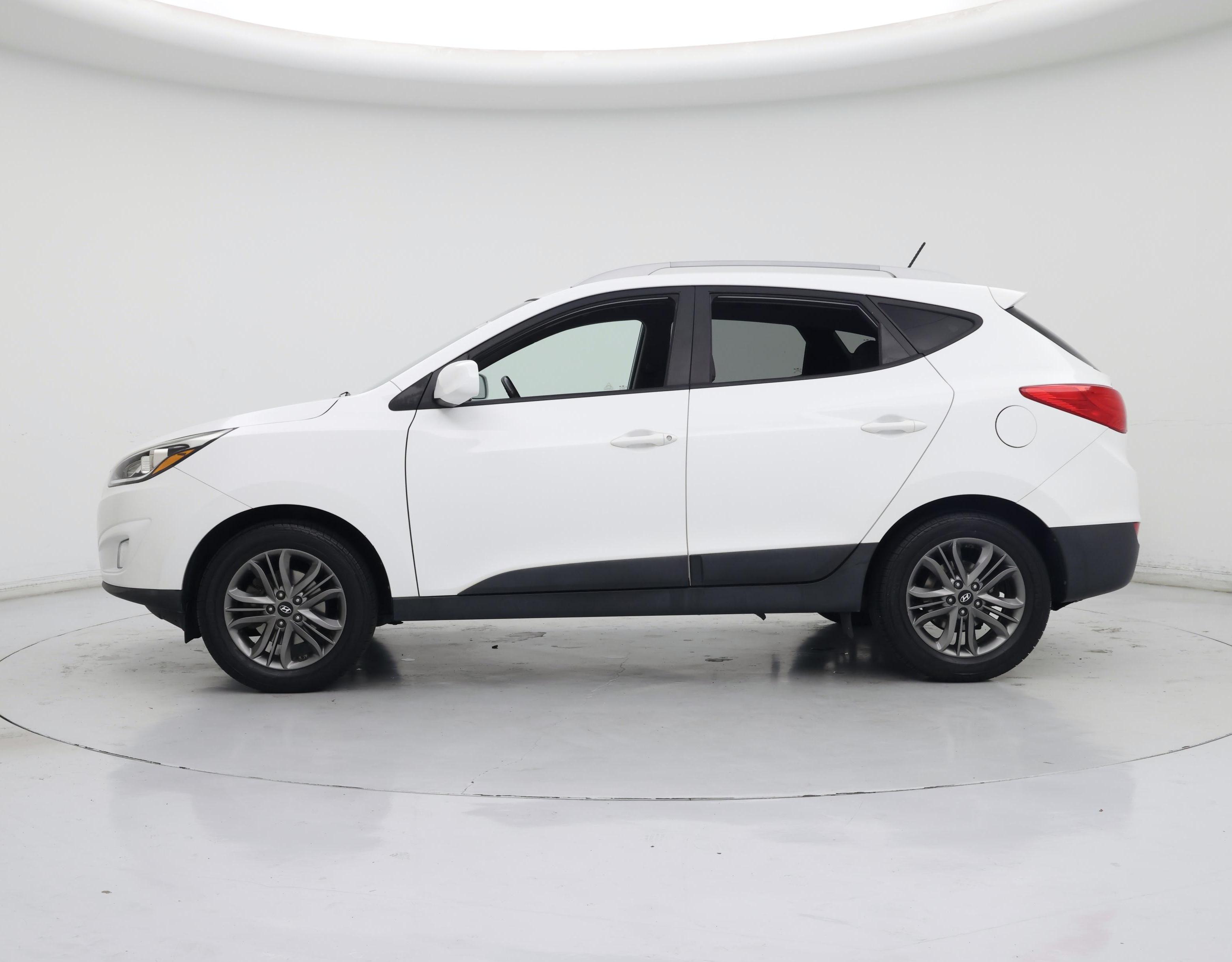 Thumbnail: 2014 Hyundai Tucson - 3
