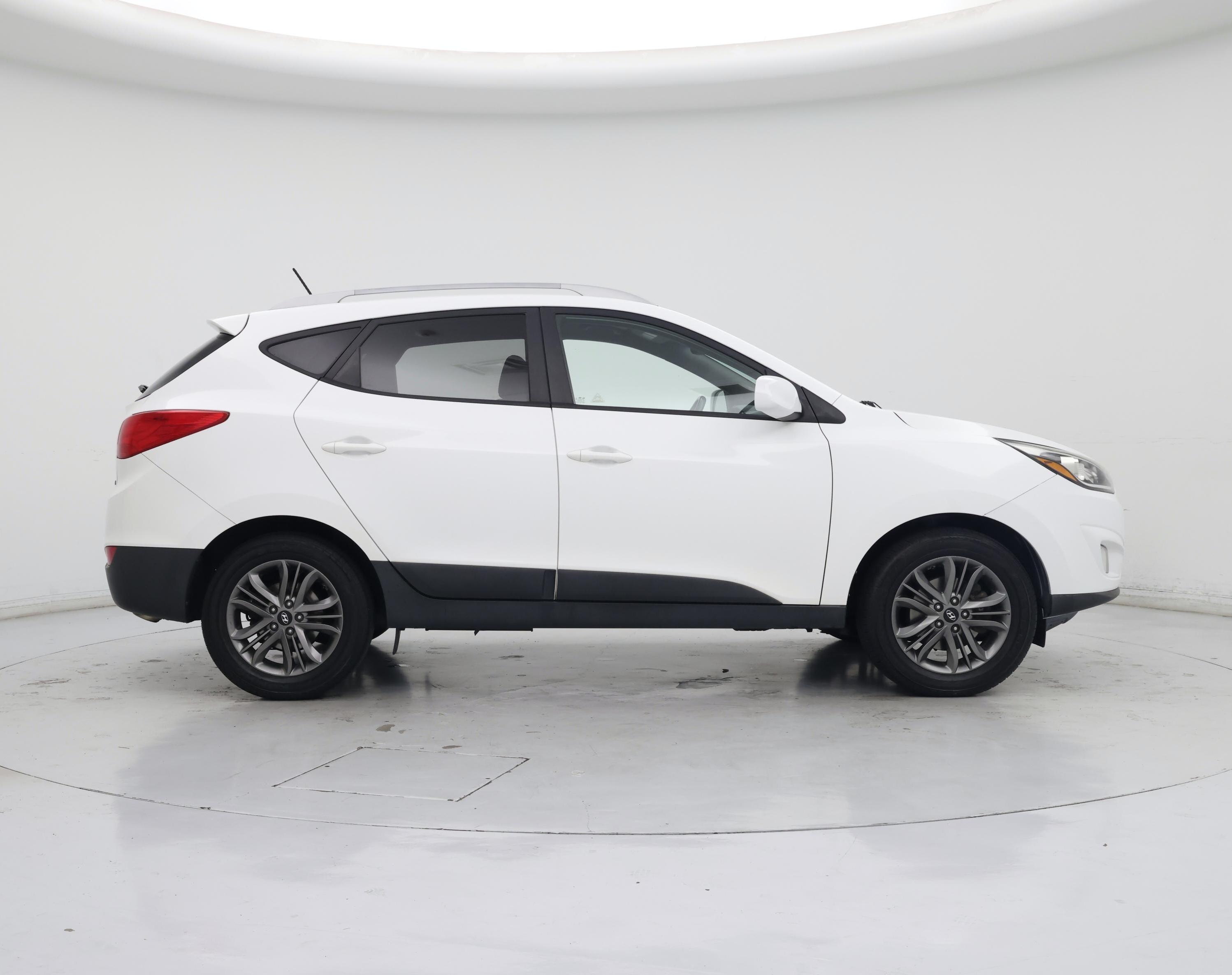 Thumbnail: 2014 Hyundai Tucson - 7
