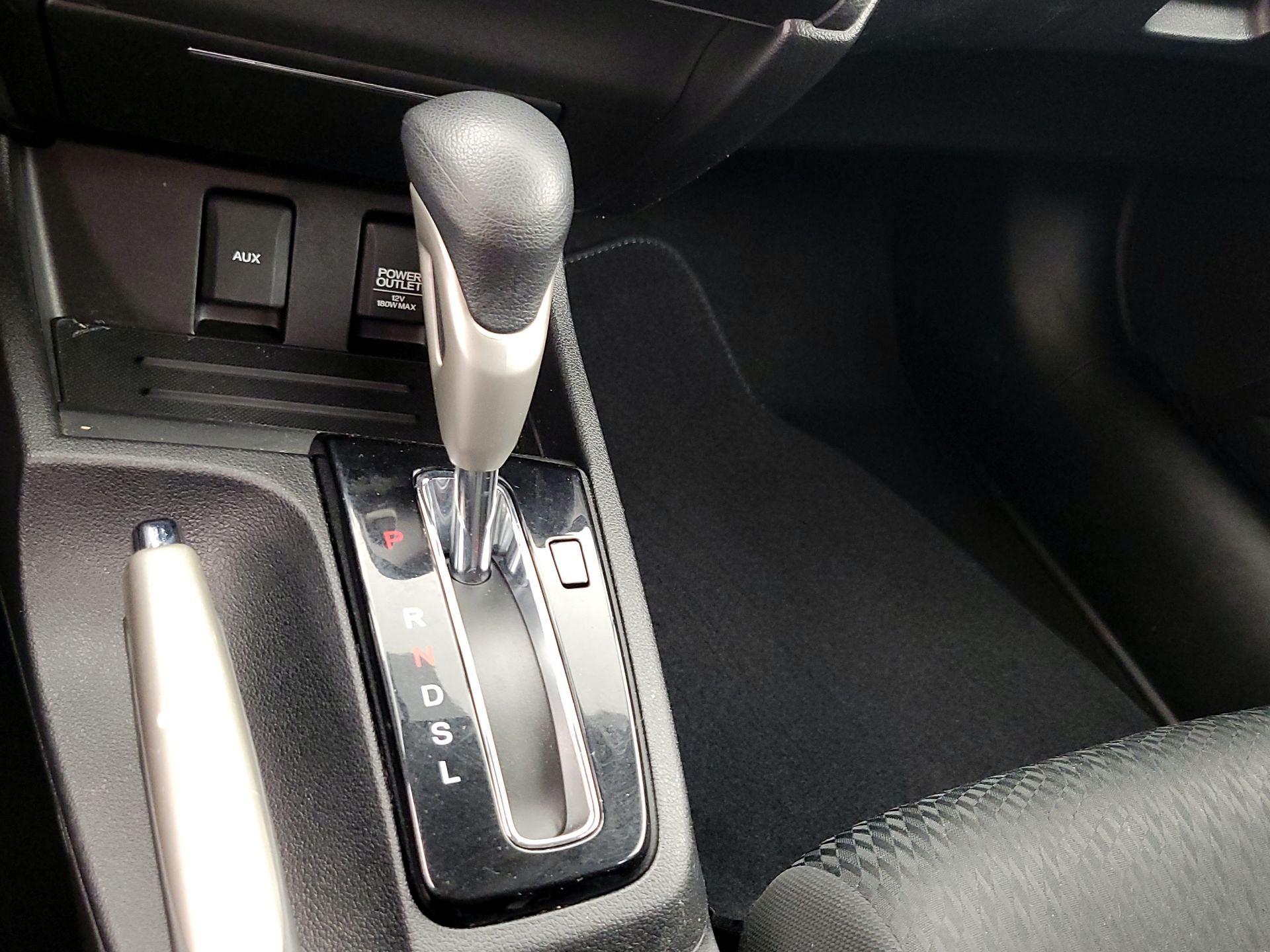 Thumbnail: 2015 Honda Civic - 17