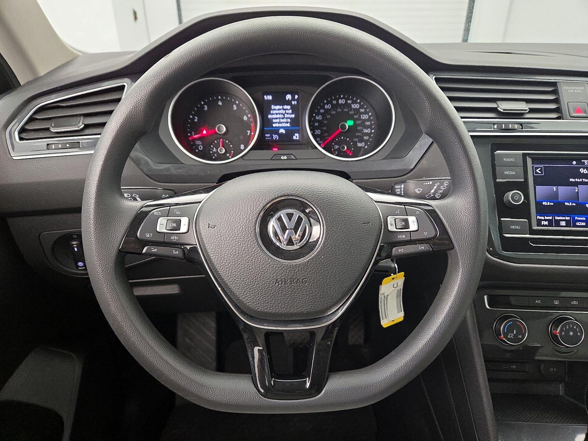 Thumbnail: 2020 Volkswagen Tiguan - 10