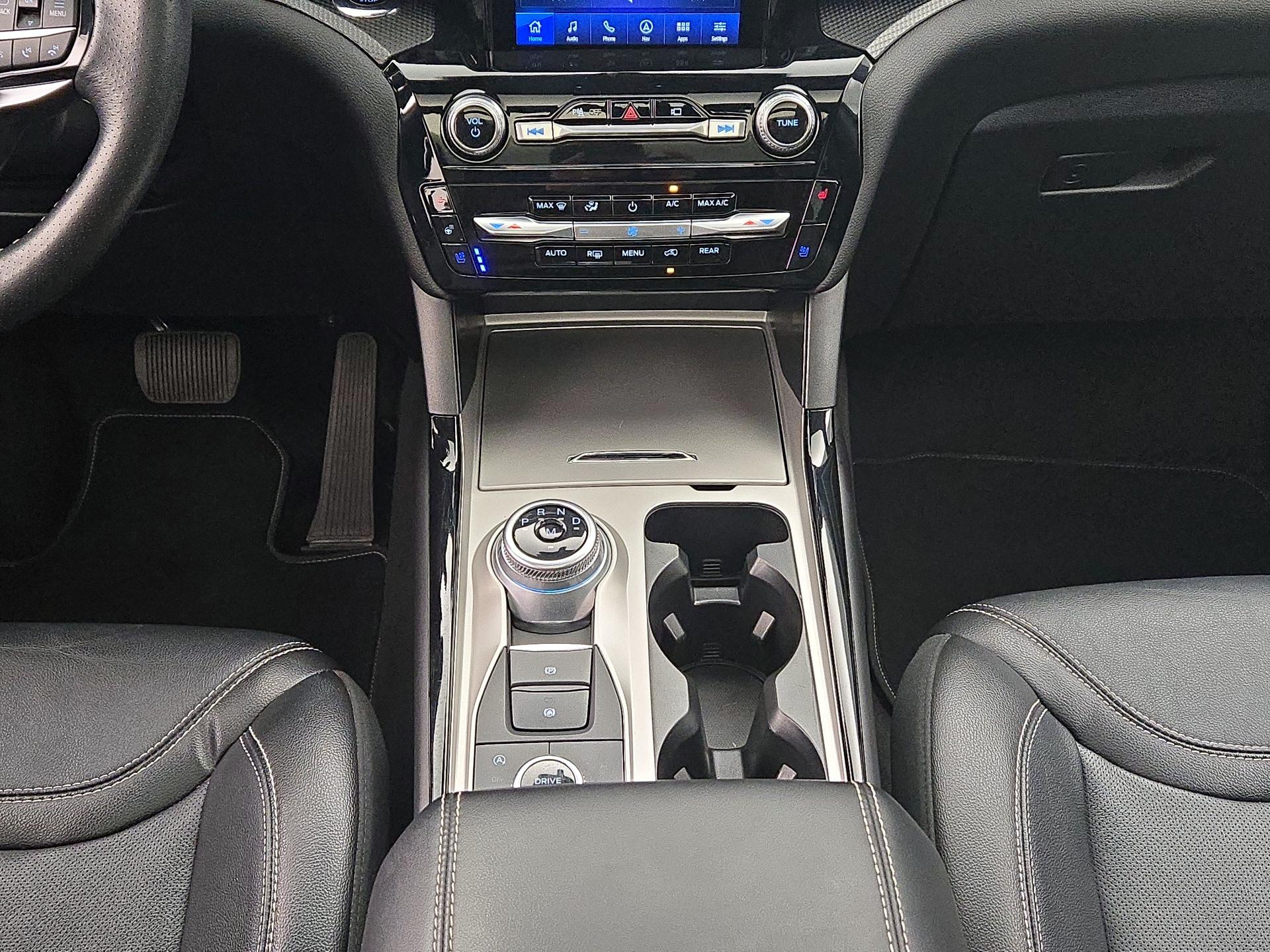 Thumbnail: 2023 Ford Explorer - 18