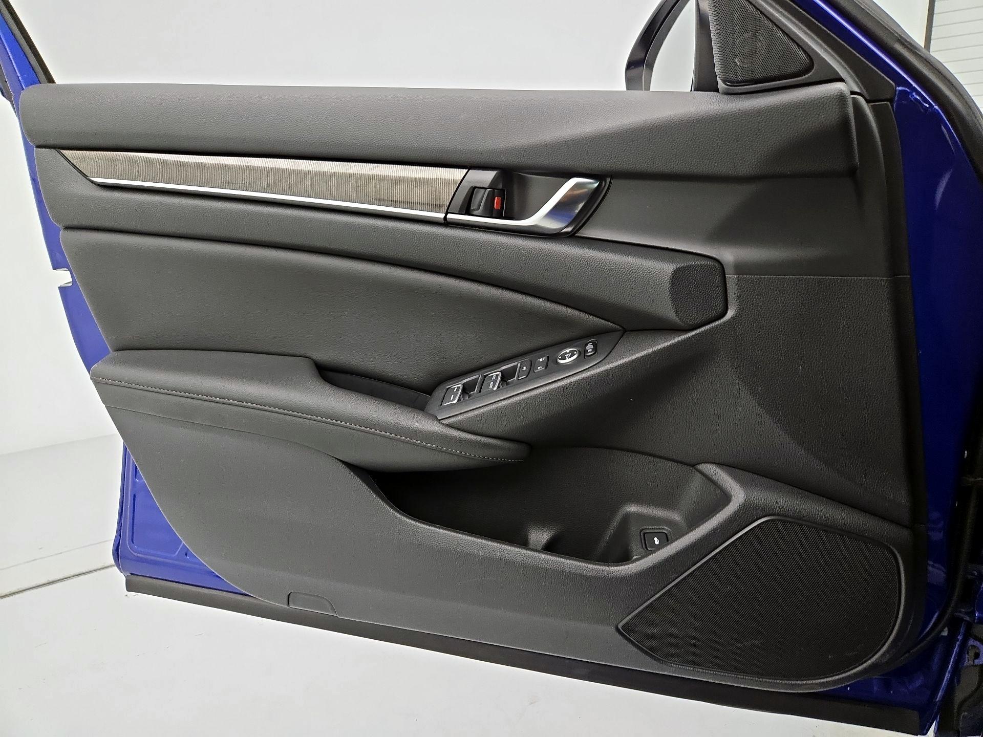 Thumbnail: 2020 Honda Accord - 12