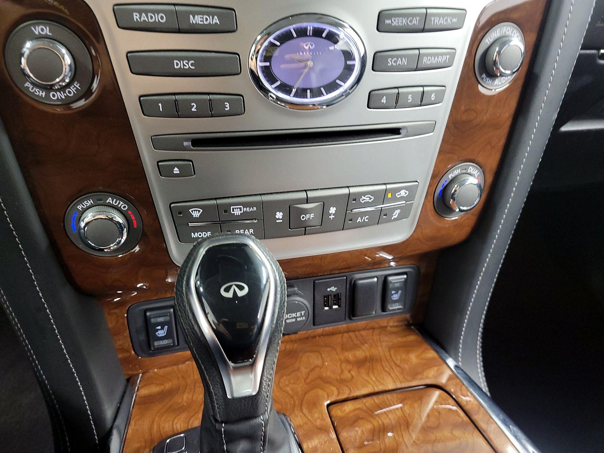 Thumbnail: 2019 INFINITI QX80 - 15