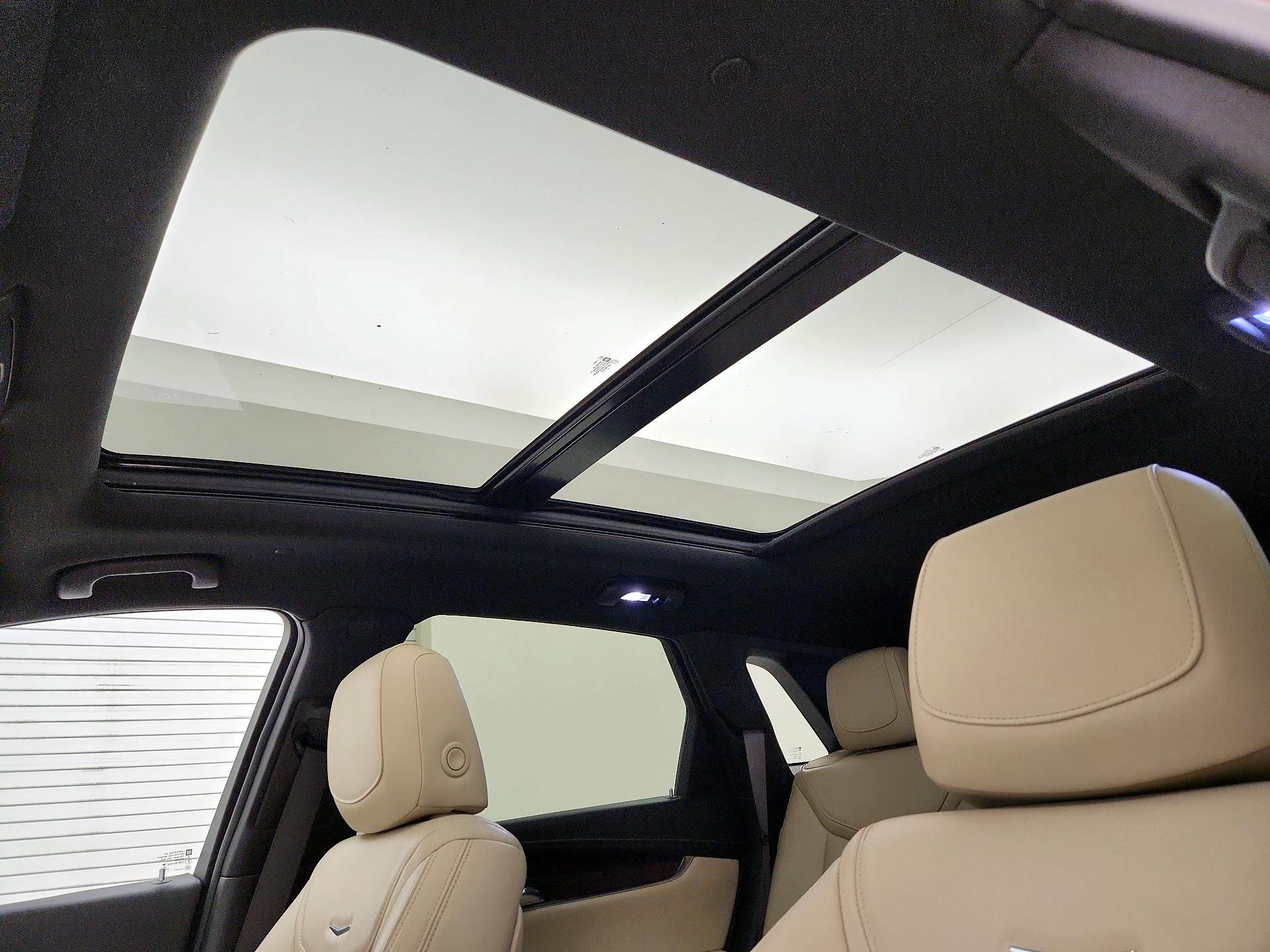 Thumbnail: 2017 Cadillac XT5 - 20