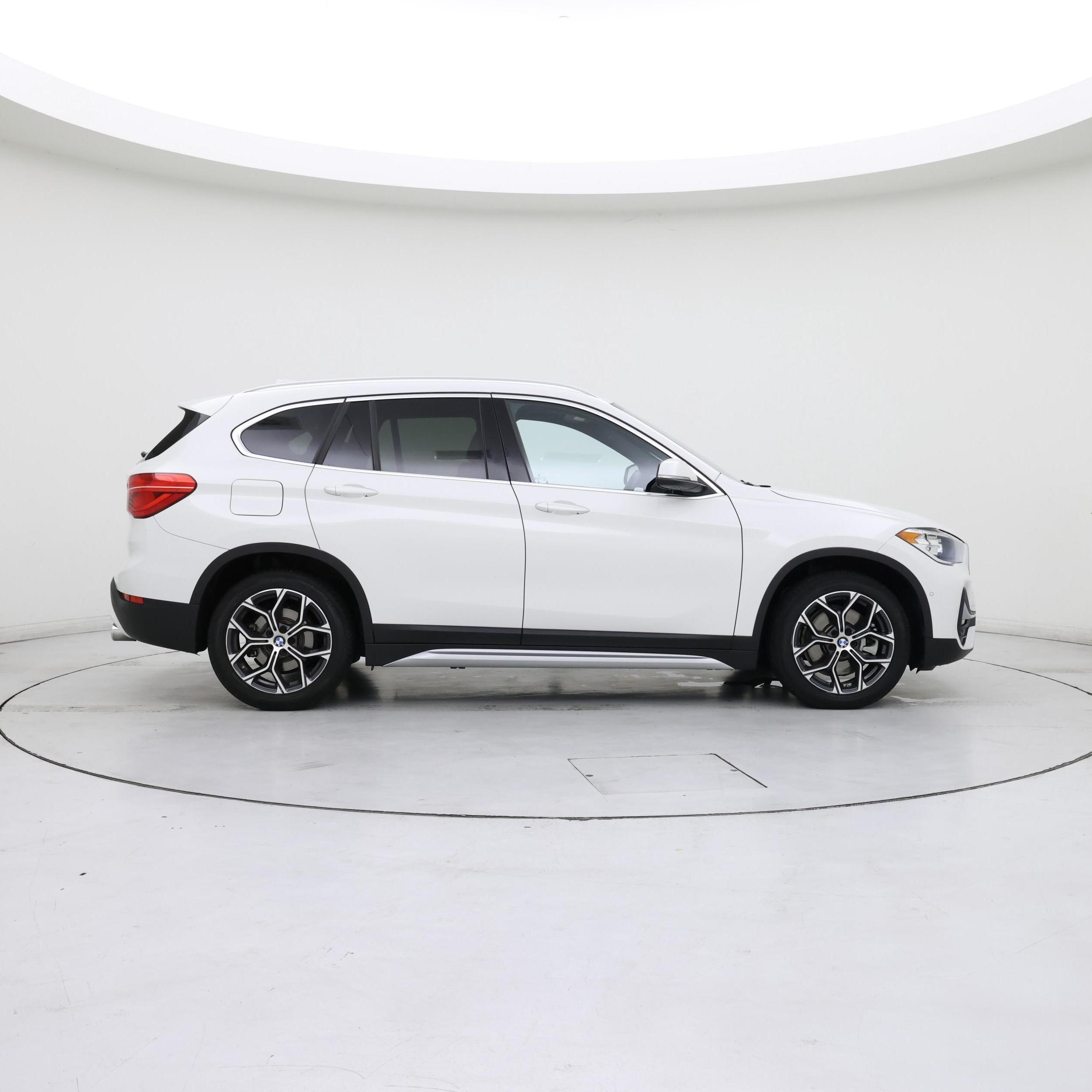 Thumbnail: 2020 BMW X1 - 7