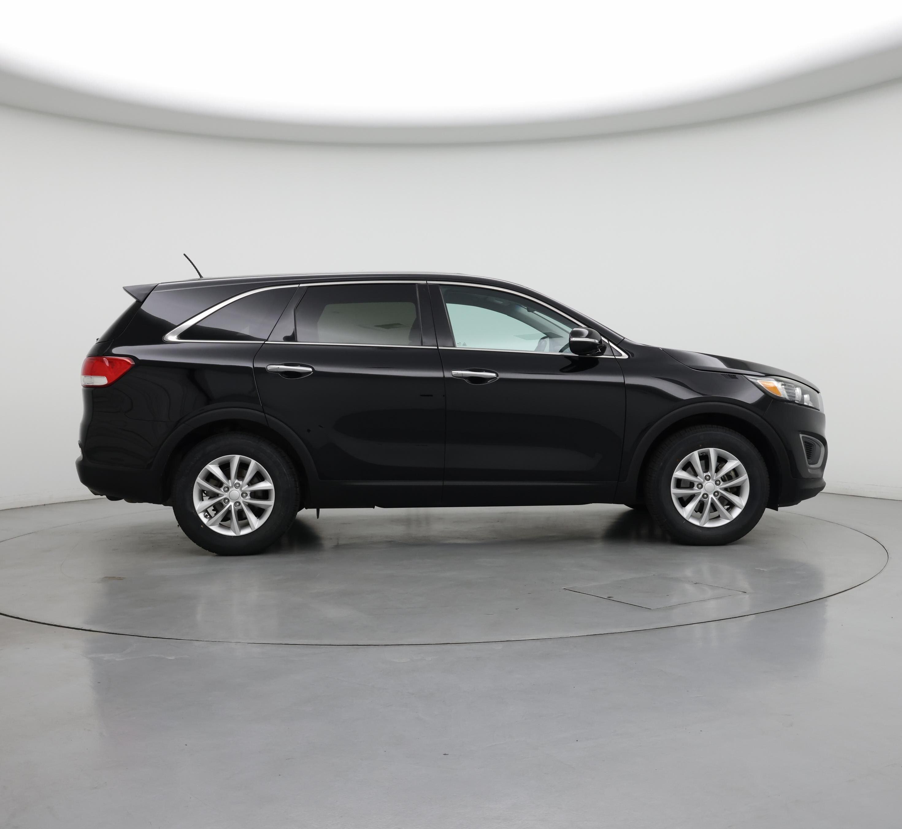 Thumbnail: 2016 Kia Sorento - 7