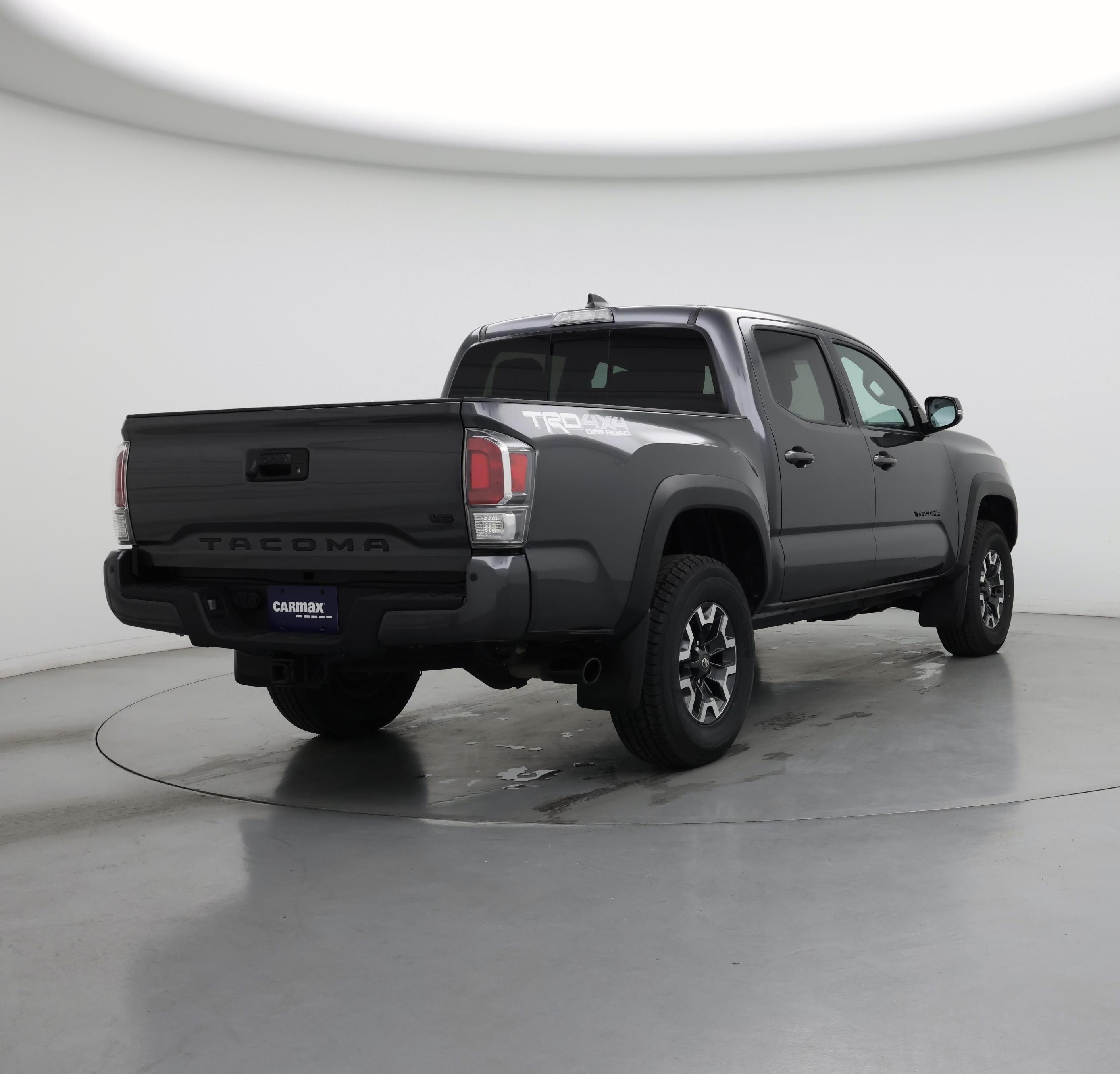 Thumbnail: 2021 Toyota Tacoma - 8