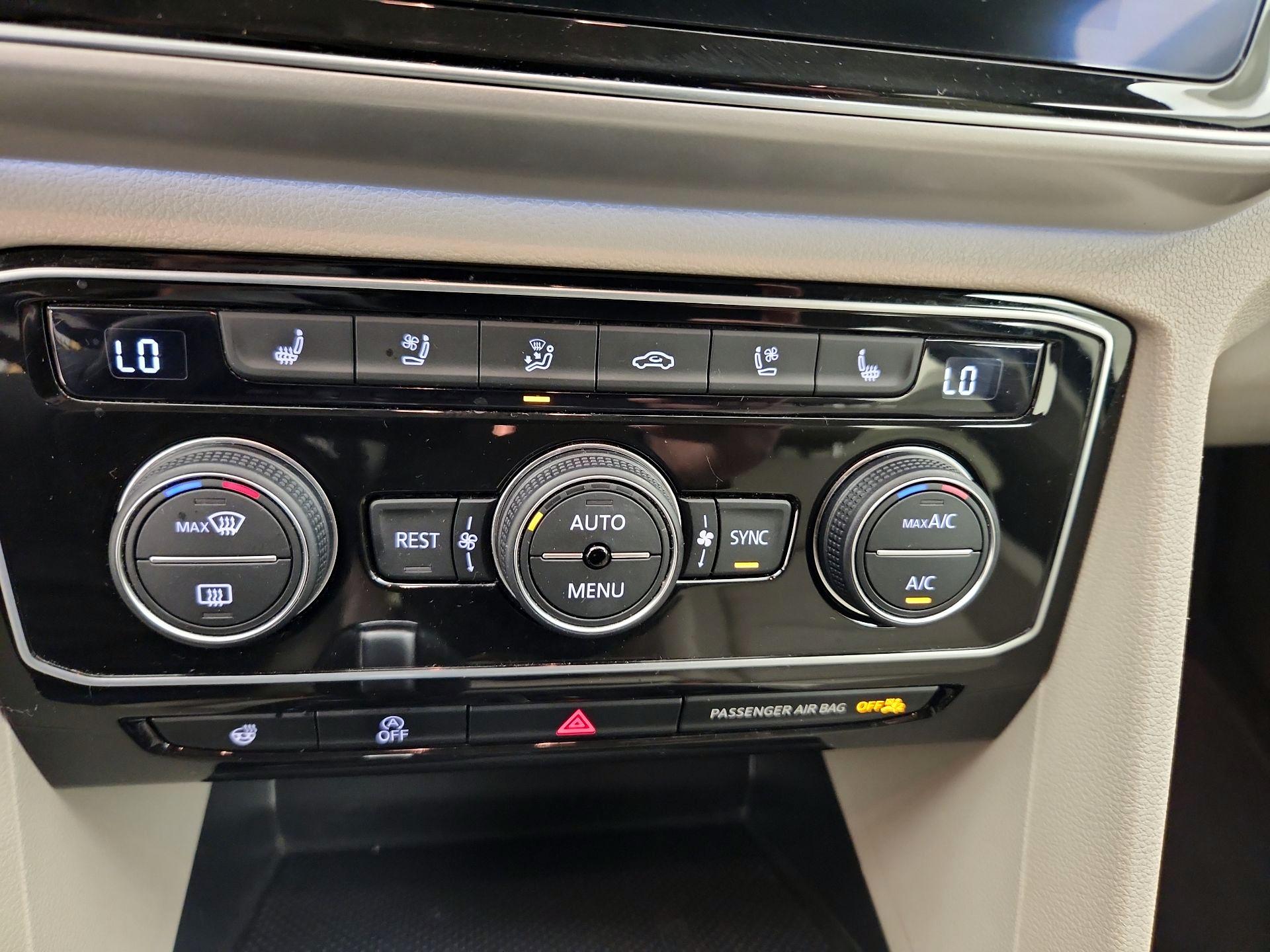 Thumbnail: 2019 Volkswagen Atlas - 17