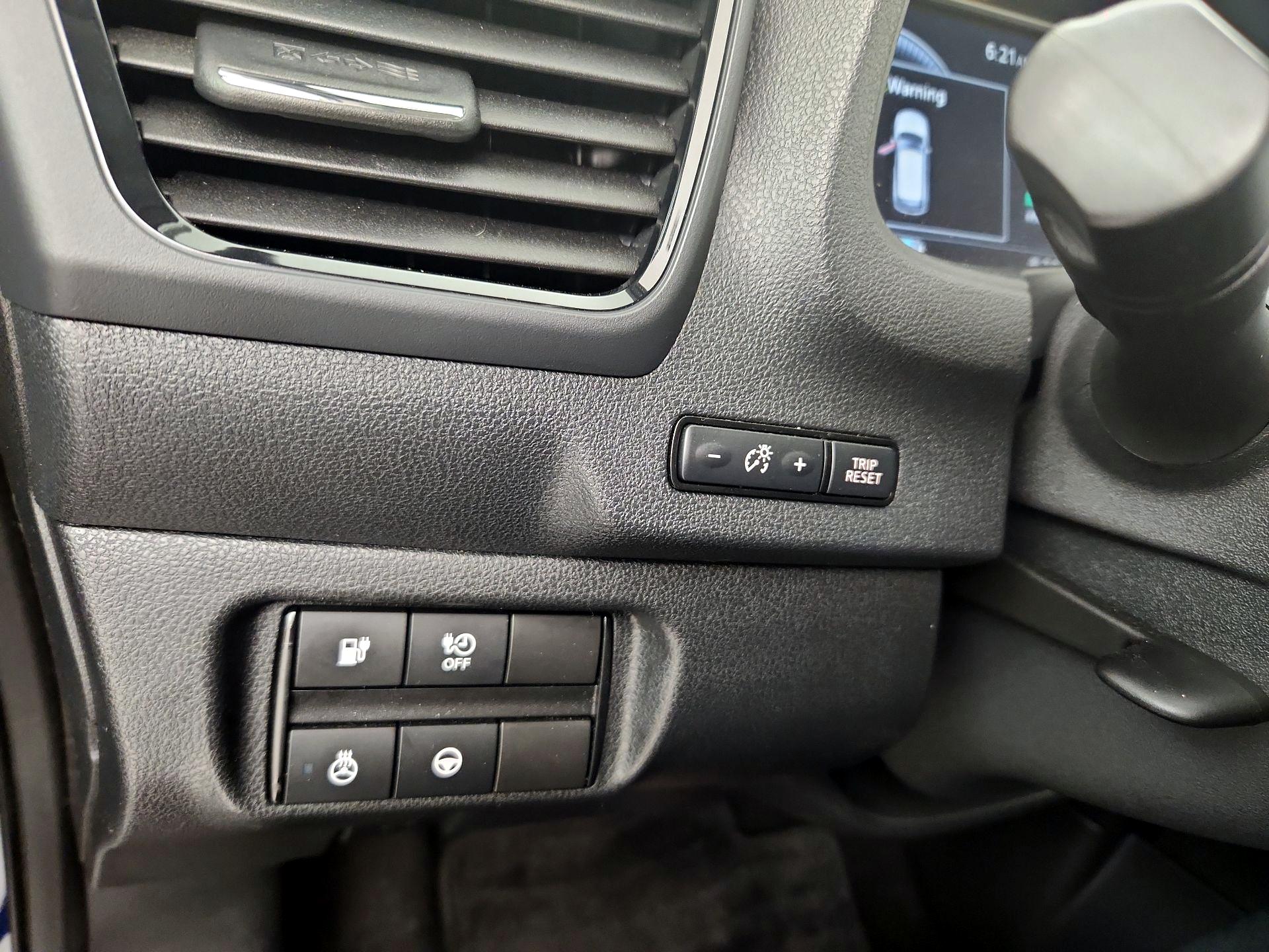 Thumbnail: 2019 Nissan Leaf - 13