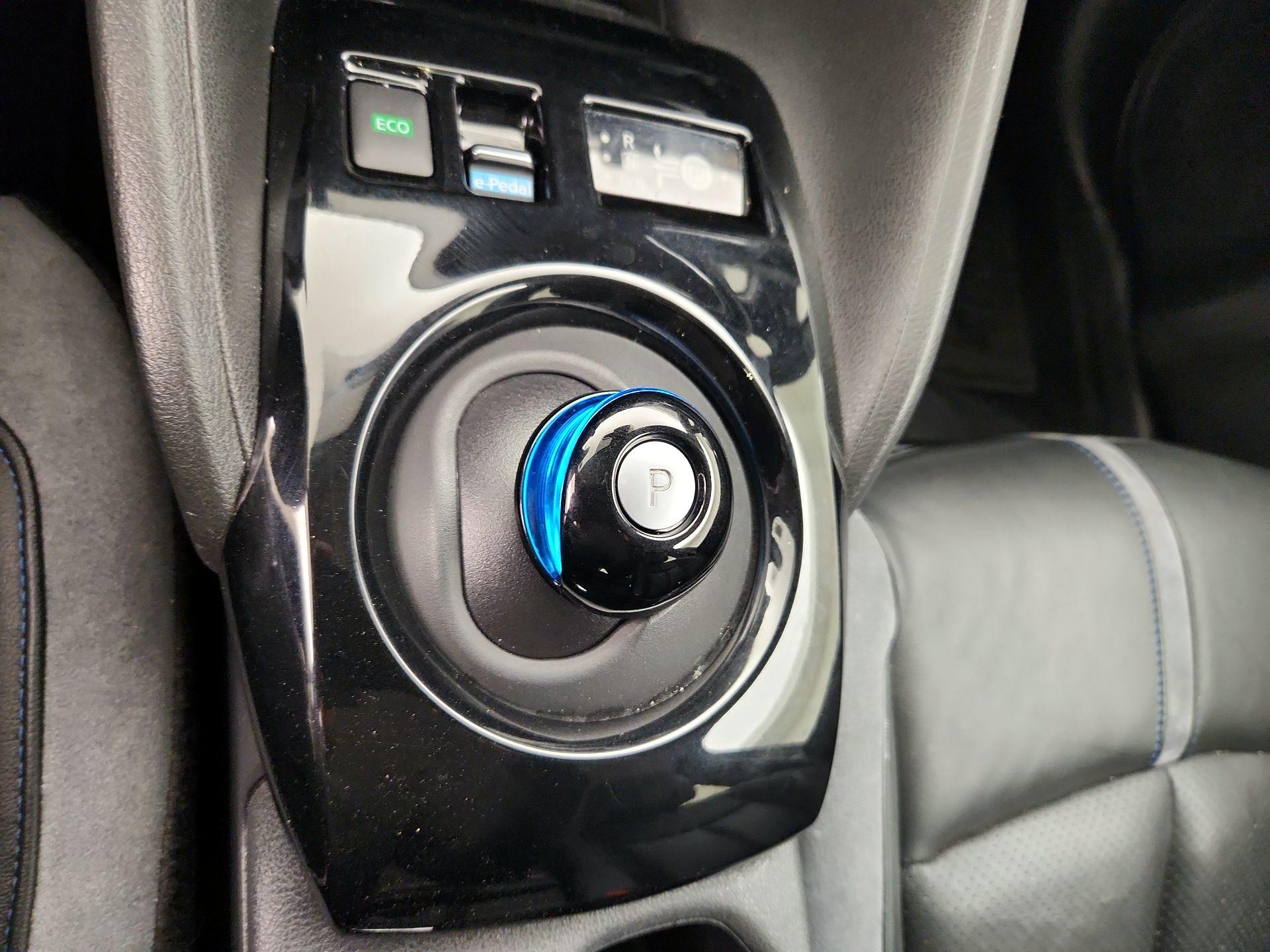 Thumbnail: 2019 Nissan Leaf - 18