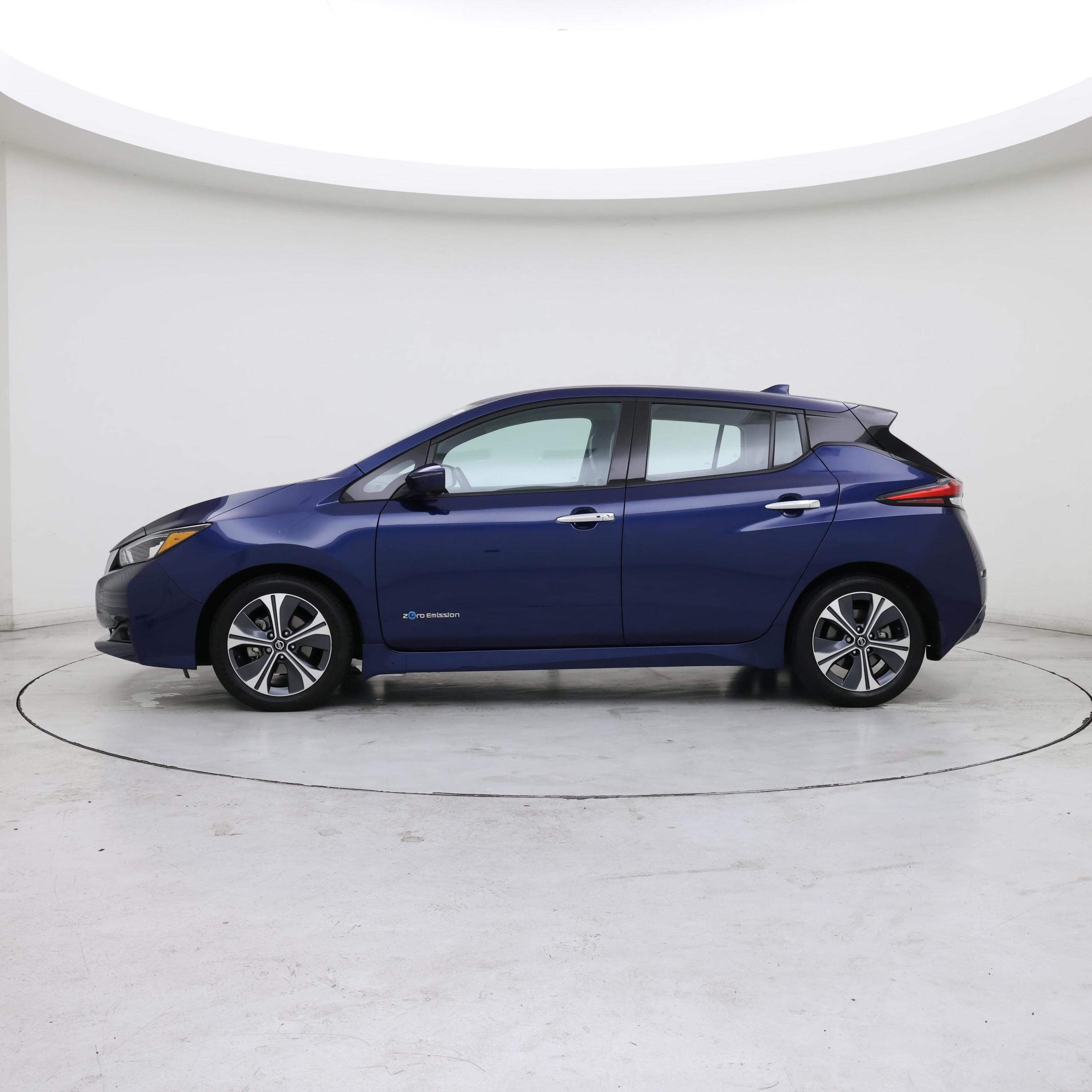 Thumbnail: 2019 Nissan Leaf - 3
