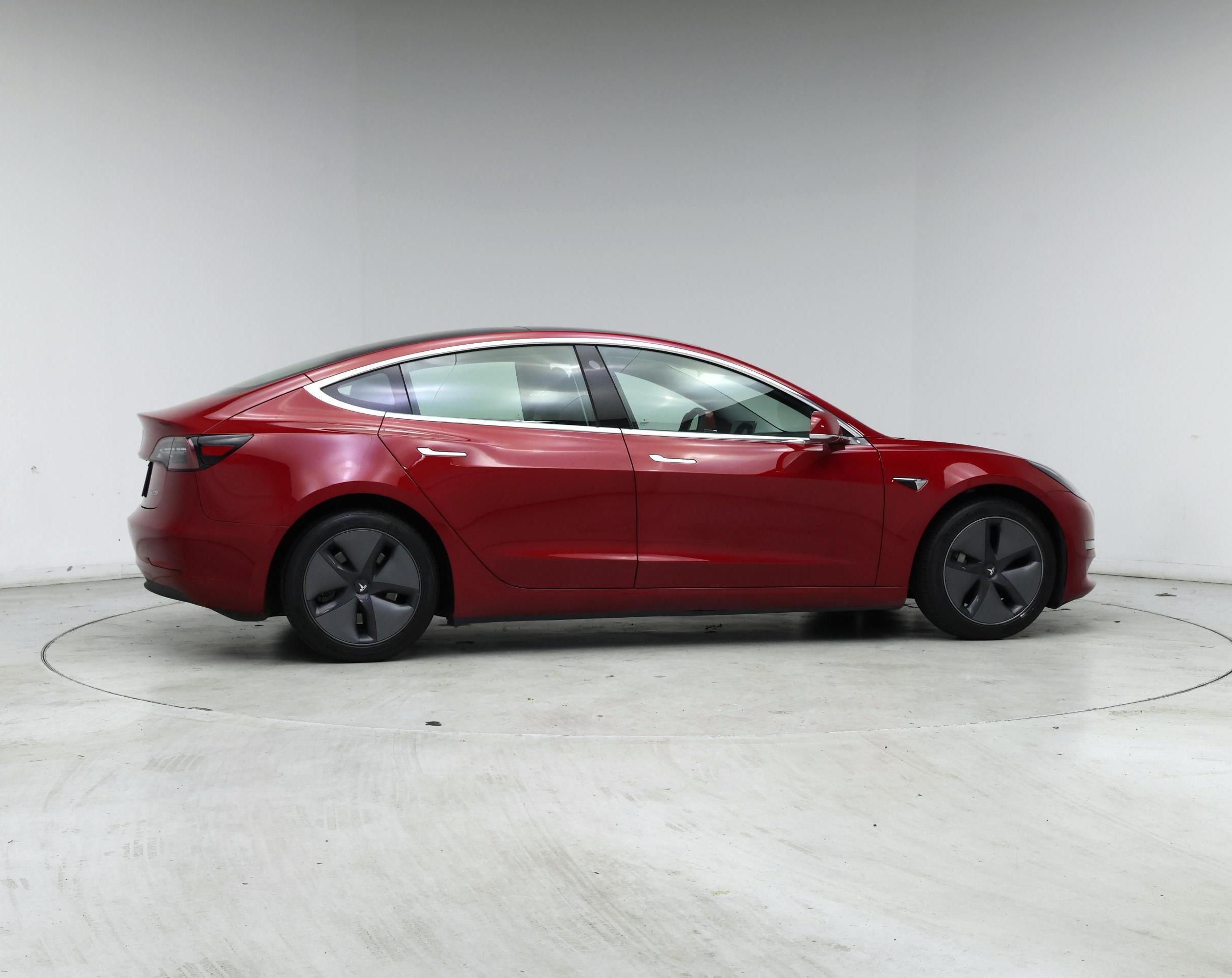 Thumbnail: 2019 Tesla Model 3 - 7