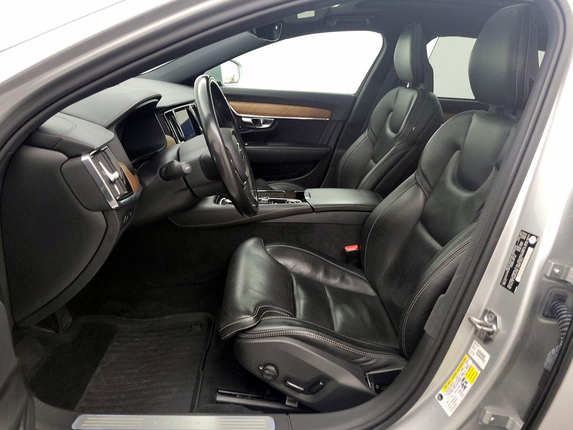 Thumbnail: 2018 Volvo S90 - 11