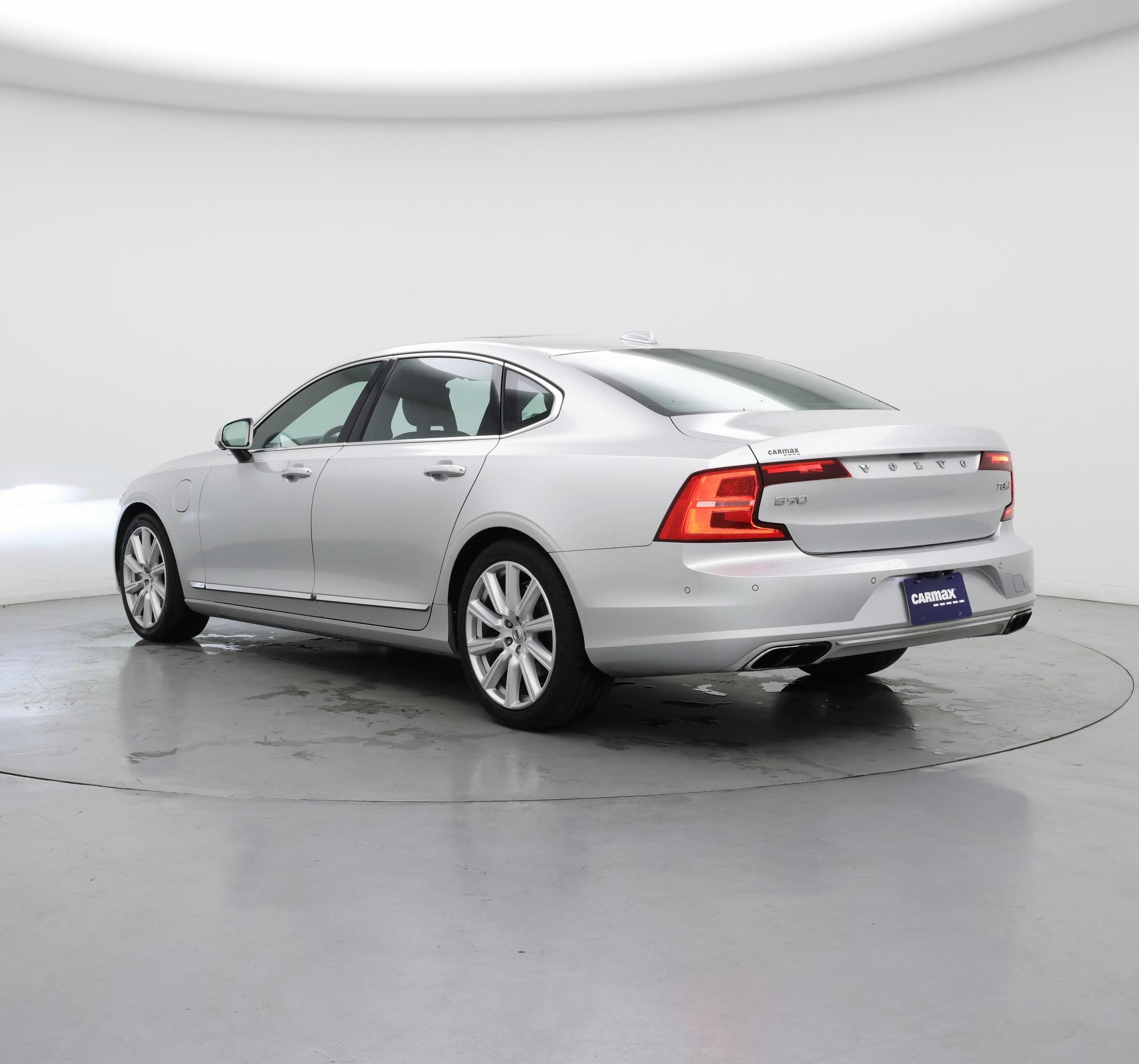 Thumbnail: 2018 Volvo S90 - 2