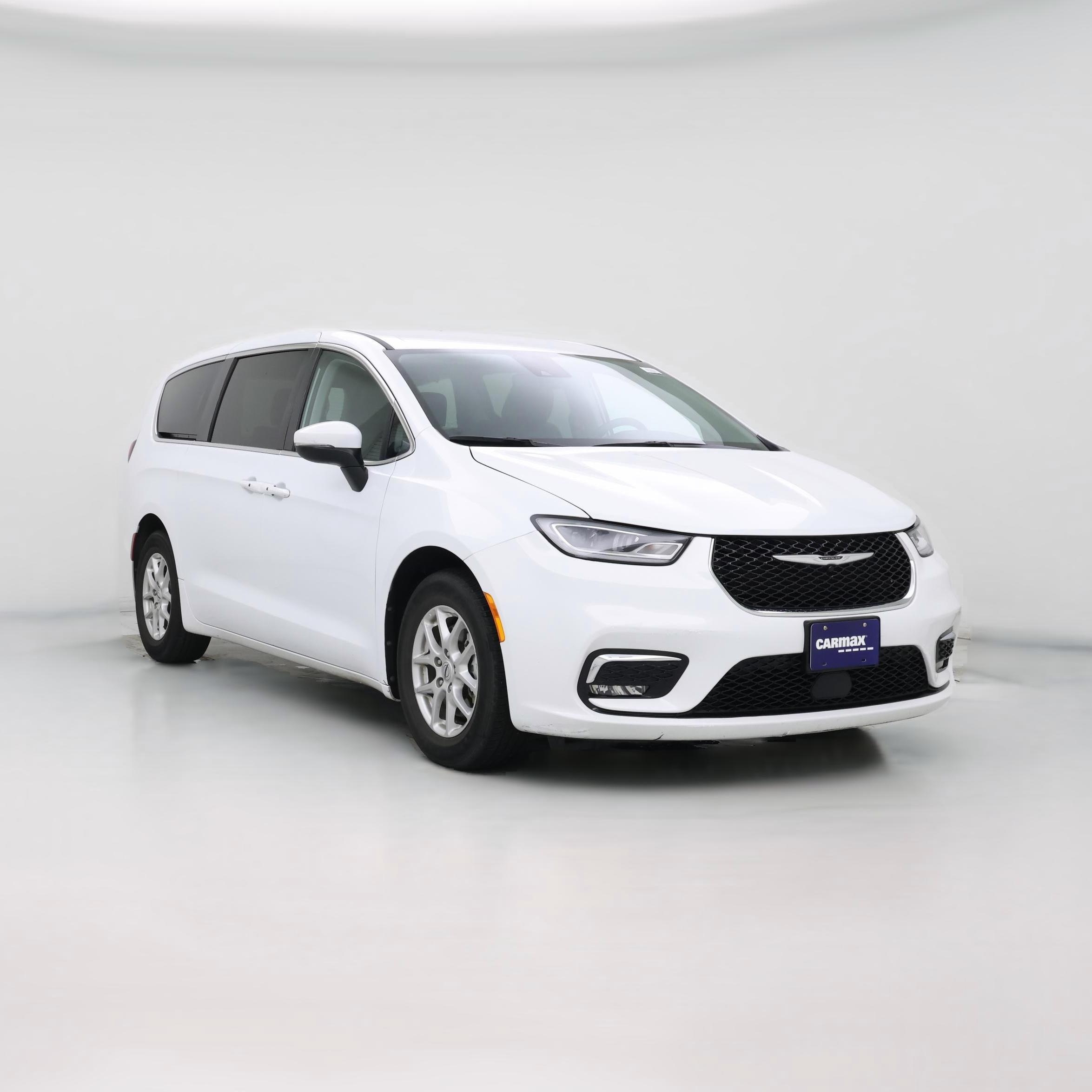 Thumbnail: 2023 Chrysler Pacifica - 1