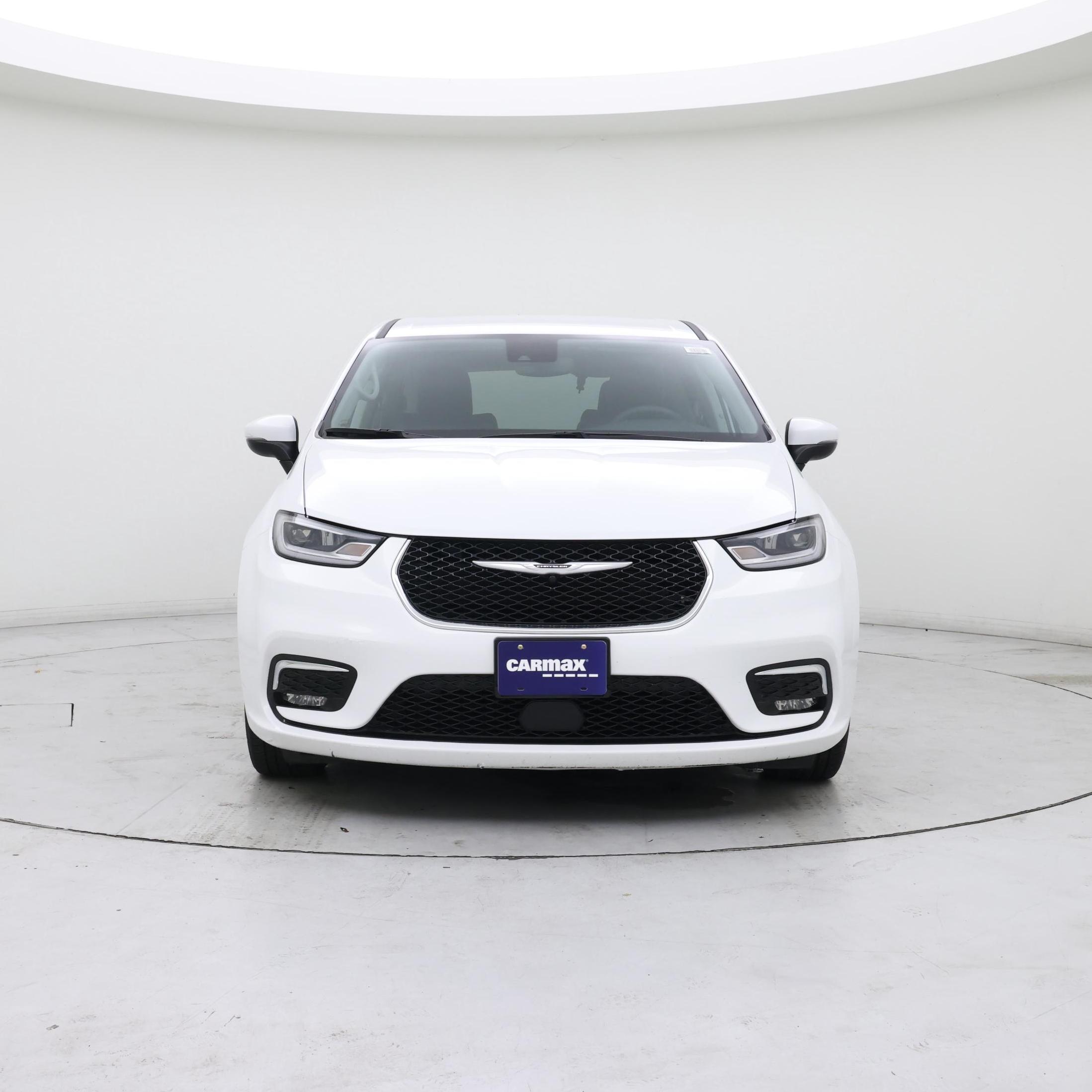 Thumbnail: 2023 Chrysler Pacifica - 5