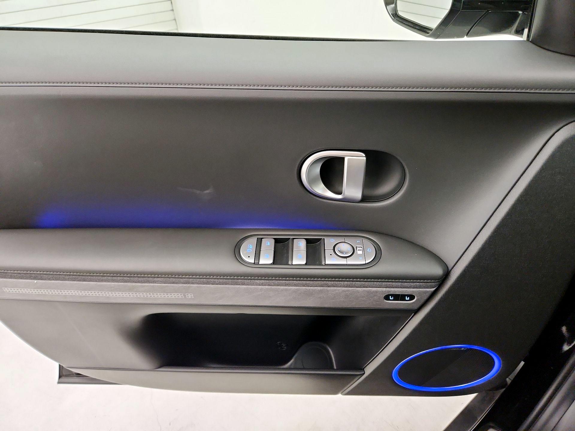 Thumbnail: 2024 Hyundai Ioniq 5 - 12