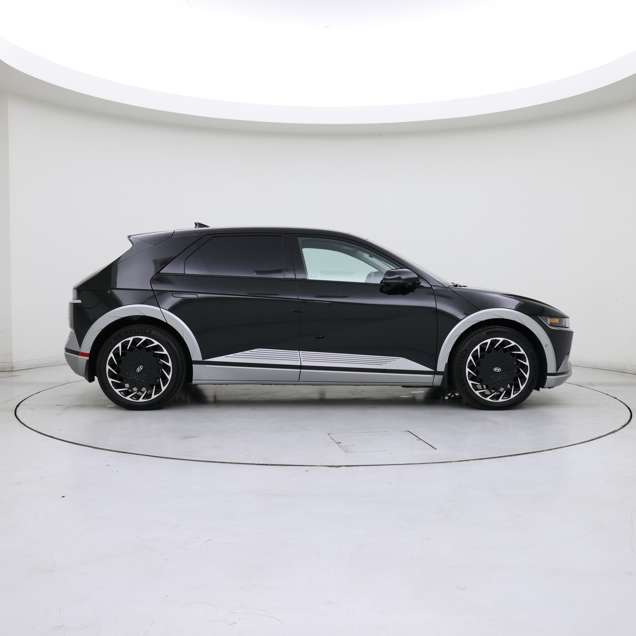 Thumbnail: 2024 Hyundai Ioniq 5 - 7