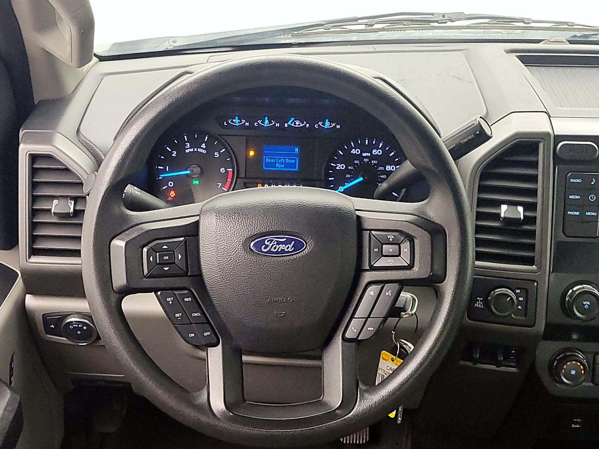 Thumbnail: 2019 Ford F-250 - 10