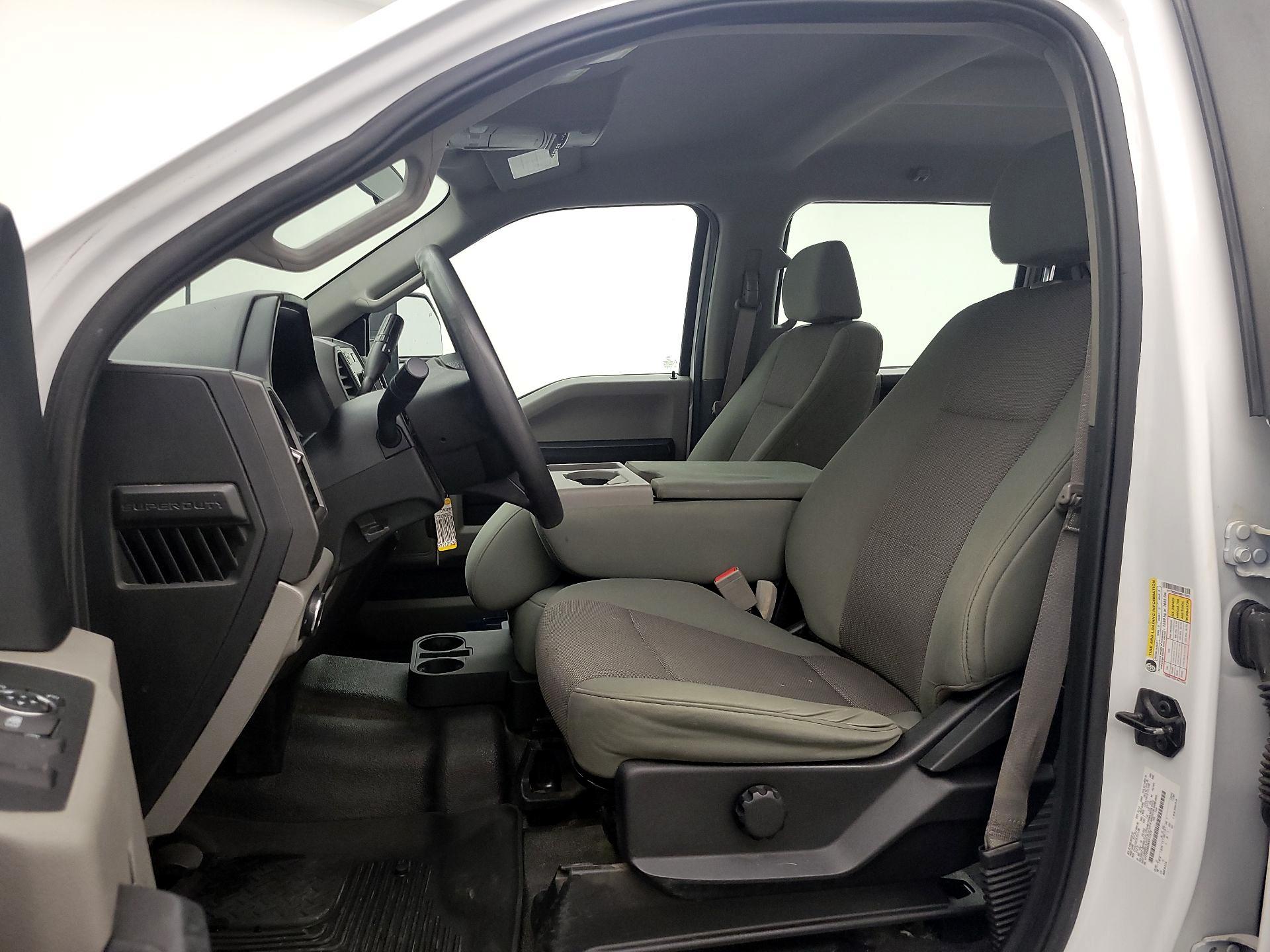 Thumbnail: 2019 Ford F-250 - 11