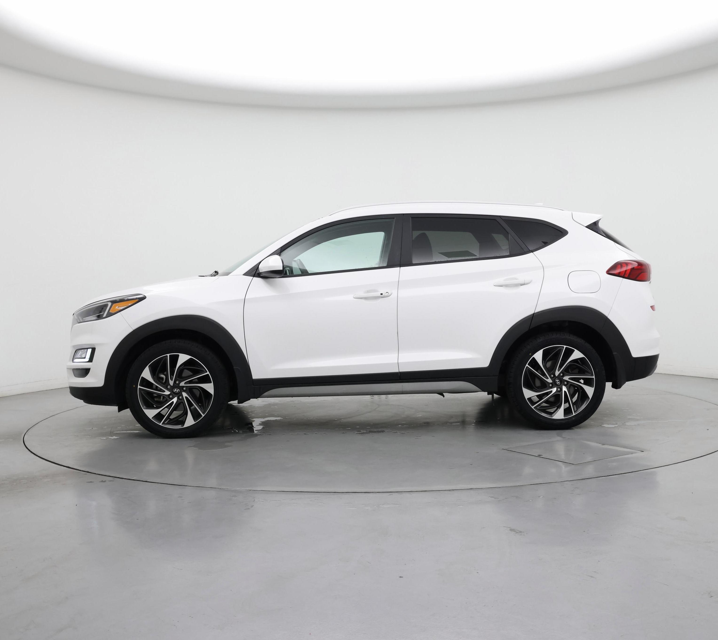 Thumbnail: 2020 Hyundai Tucson - 3