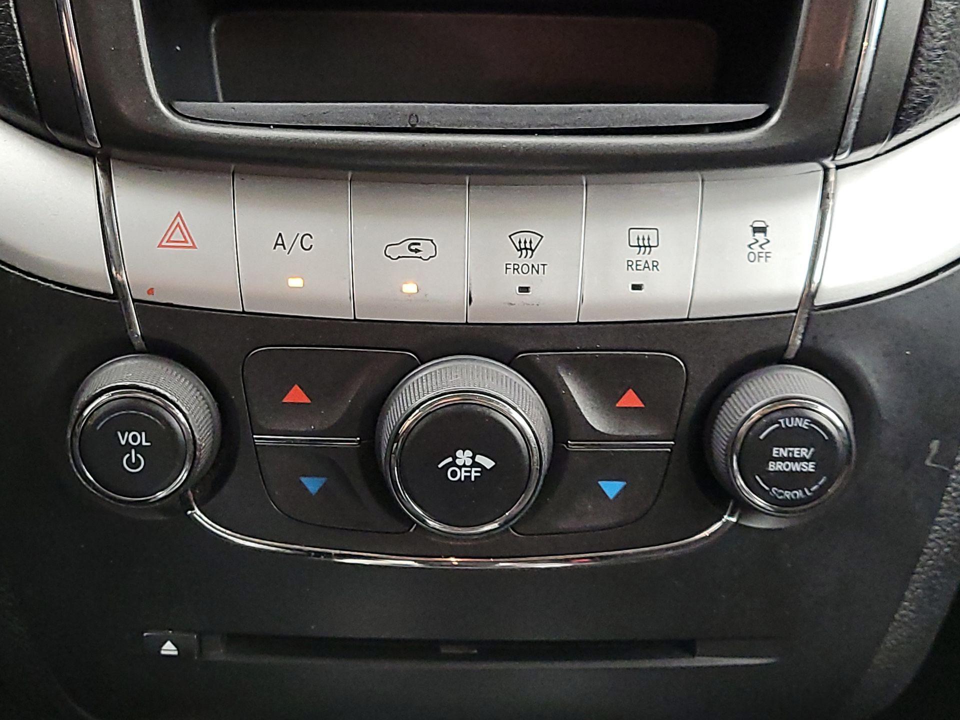 Thumbnail: 2014 Dodge Journey - 15