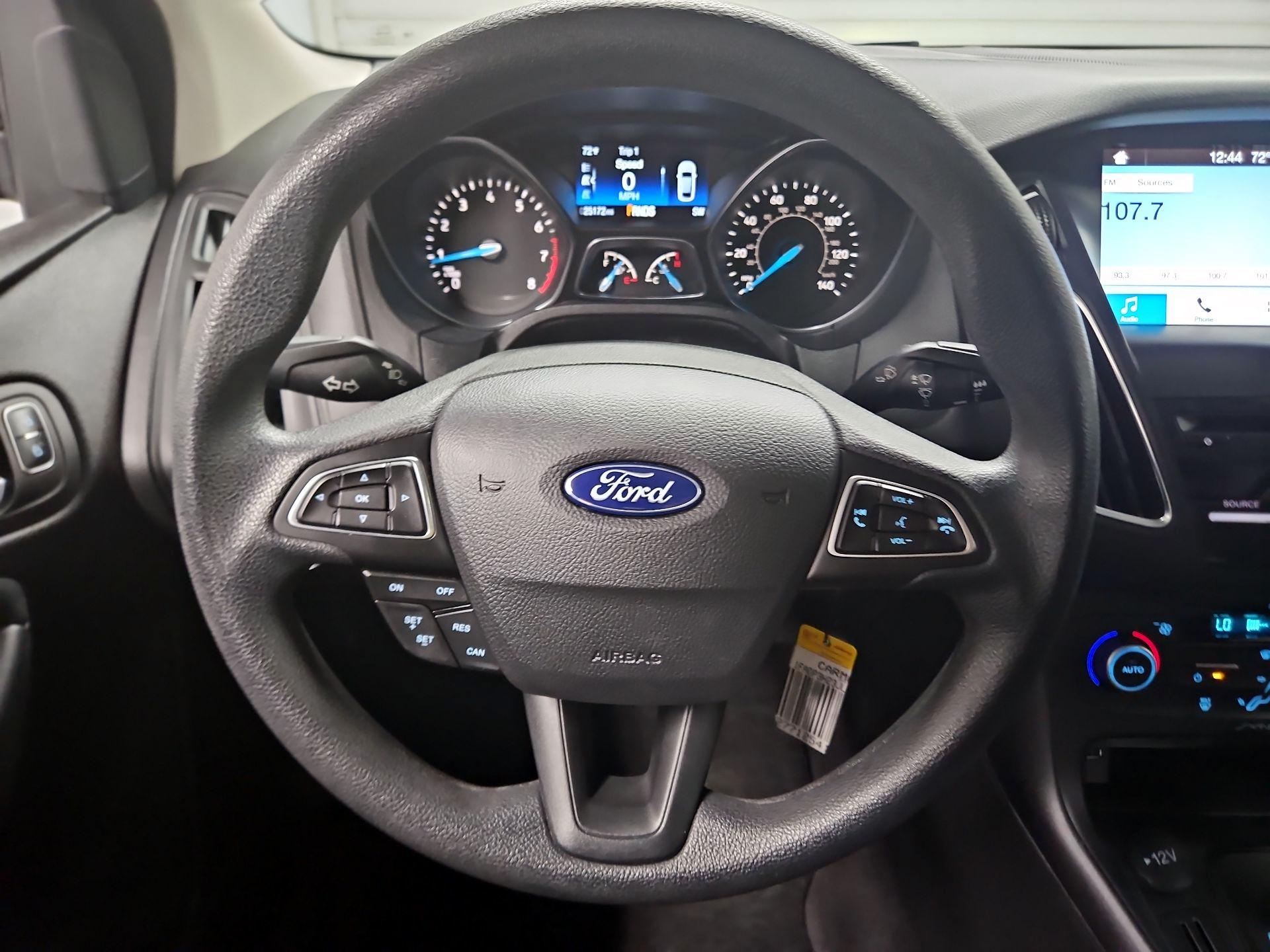 Thumbnail: 2018 Ford Focus - 10