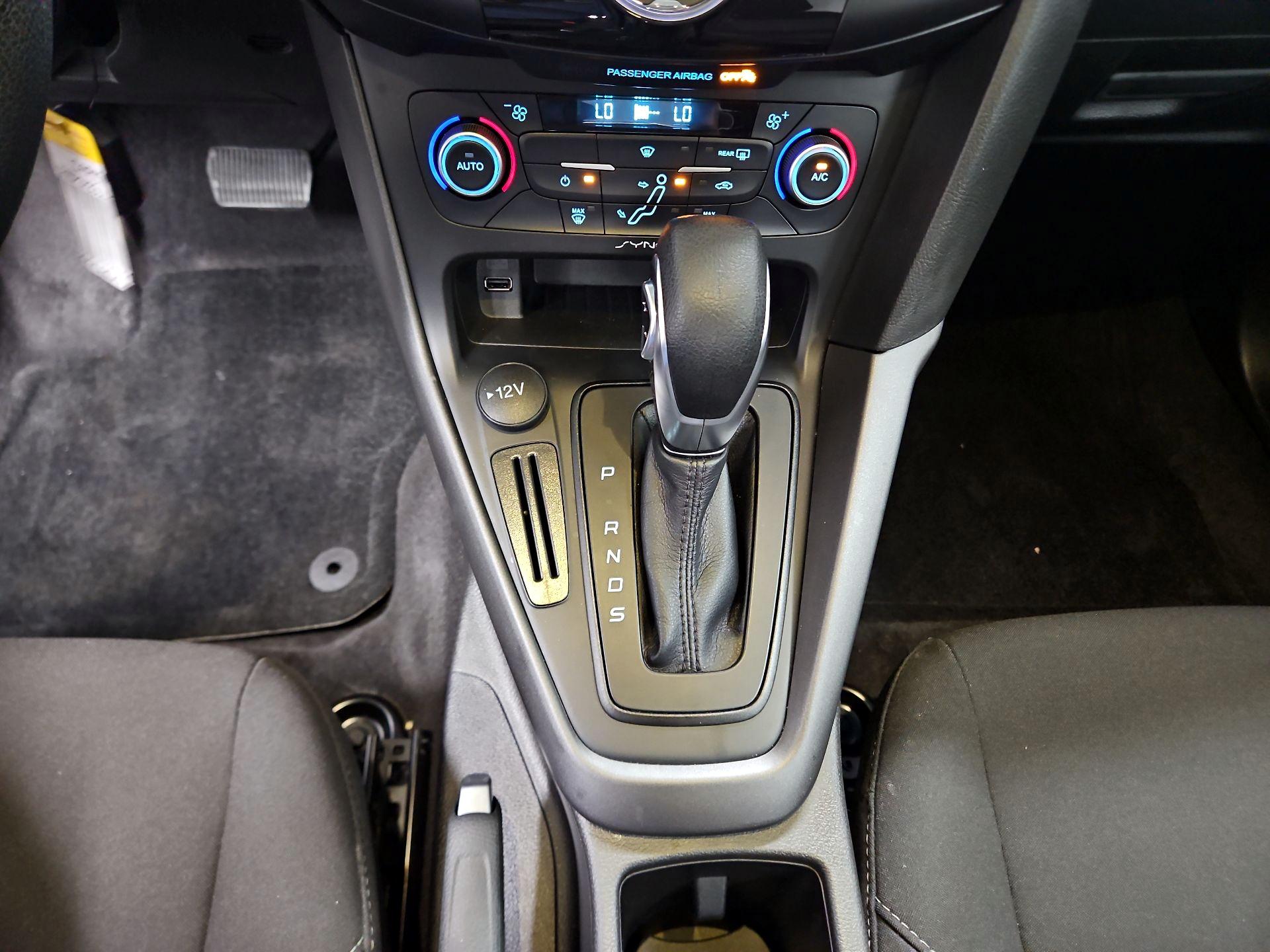 Thumbnail: 2018 Ford Focus - 17
