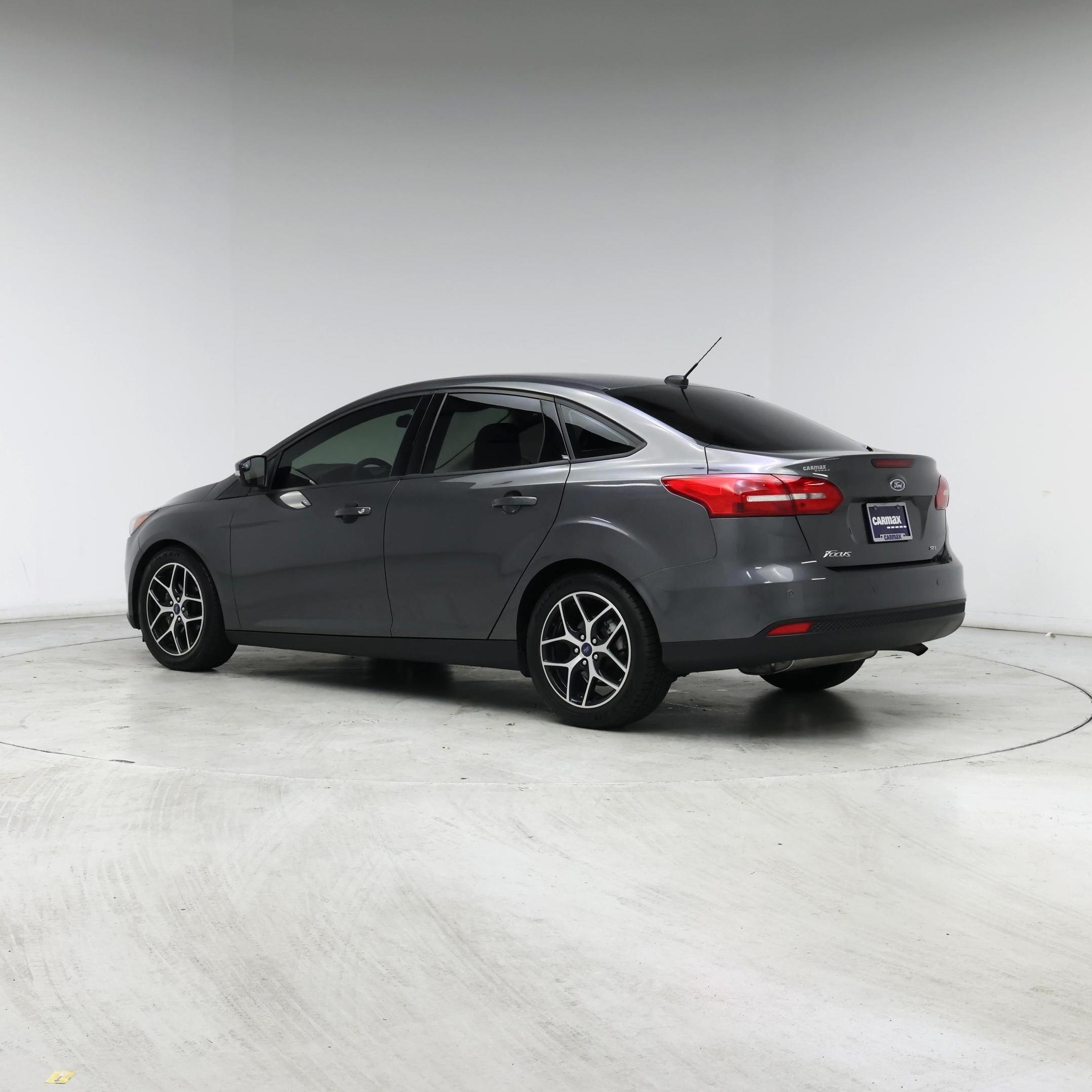 Thumbnail: 2018 Ford Focus - 2
