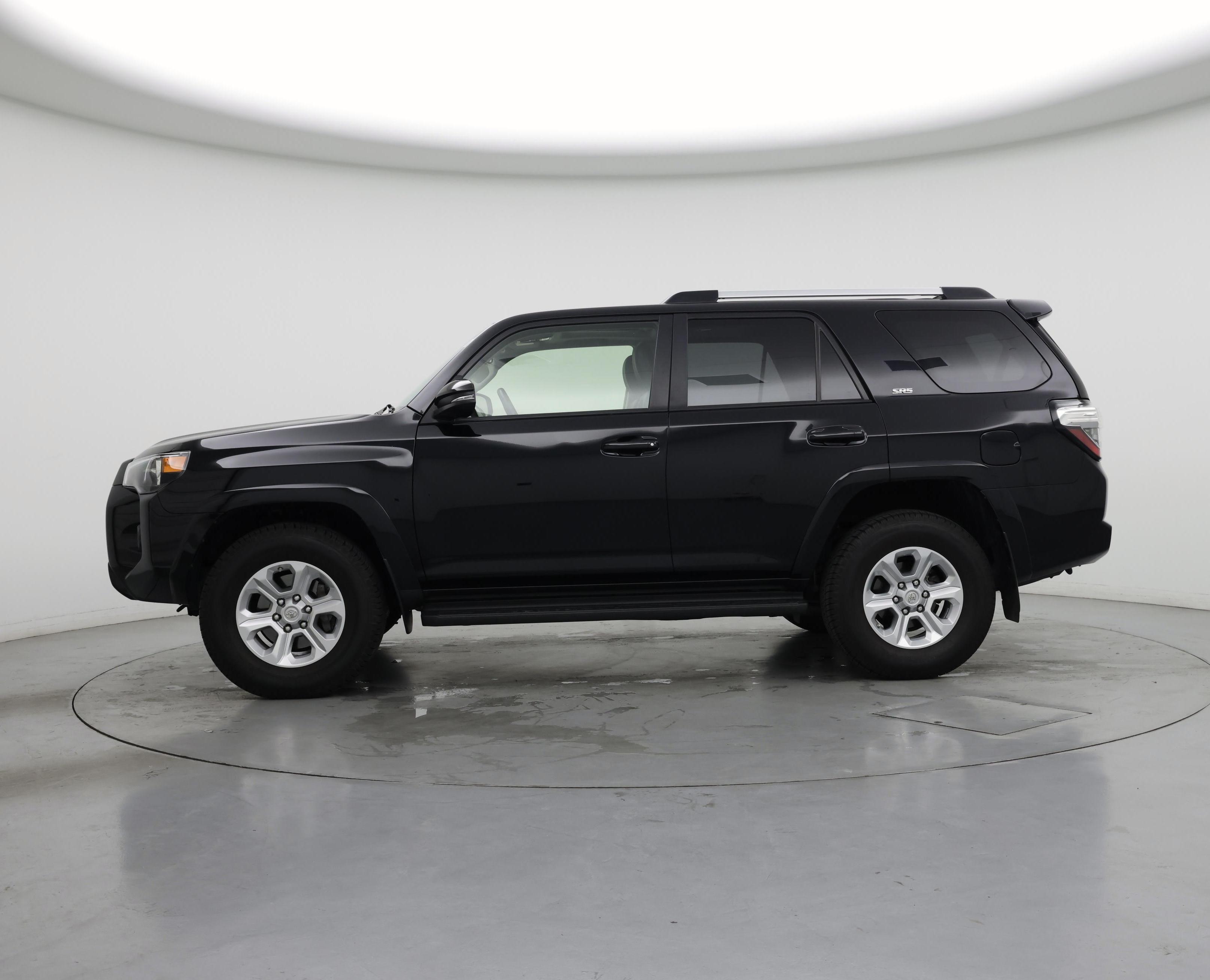 Thumbnail: 2020 Toyota 4Runner - 3