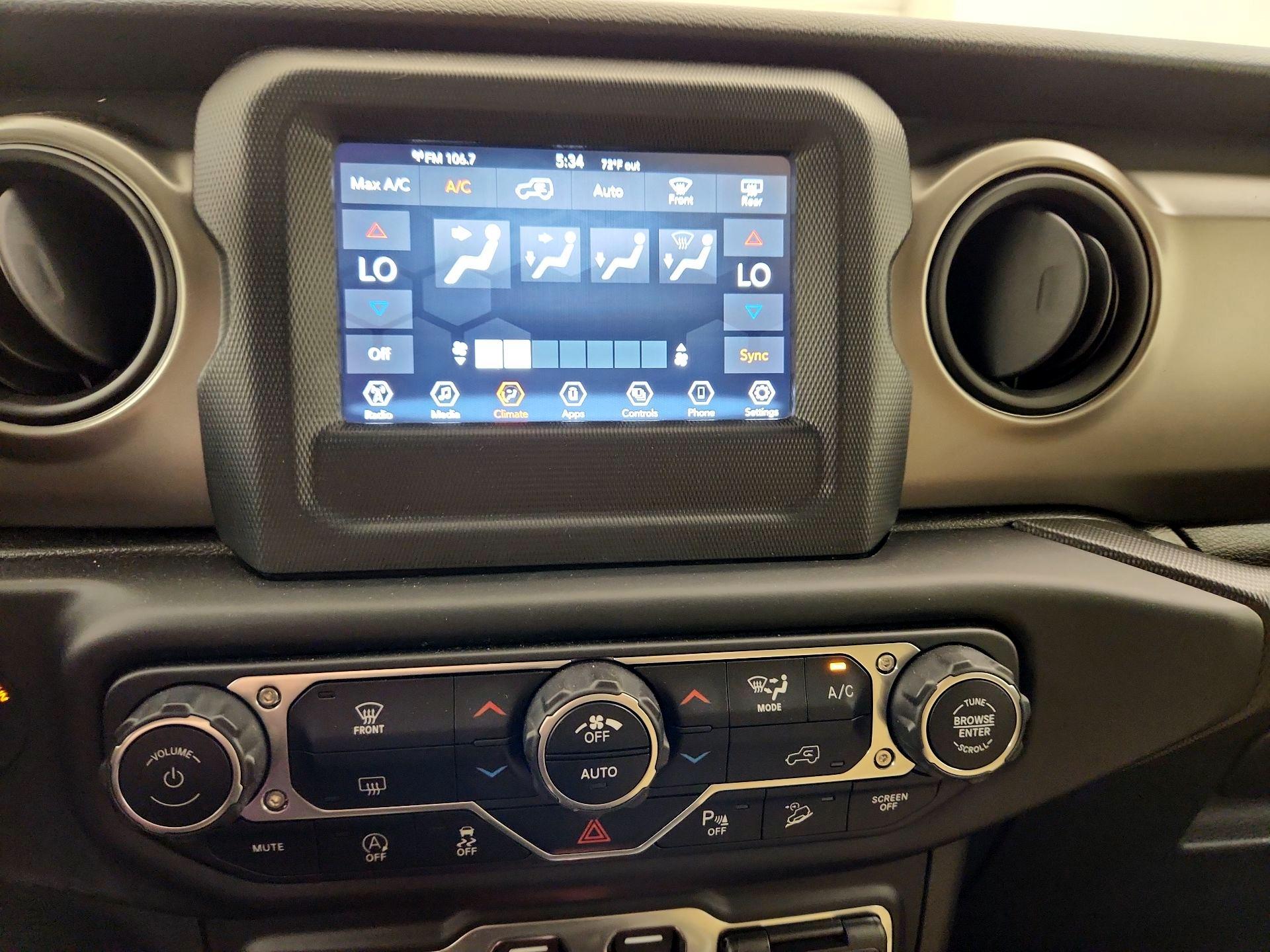 Thumbnail: 2021 Jeep Wrangler - 16