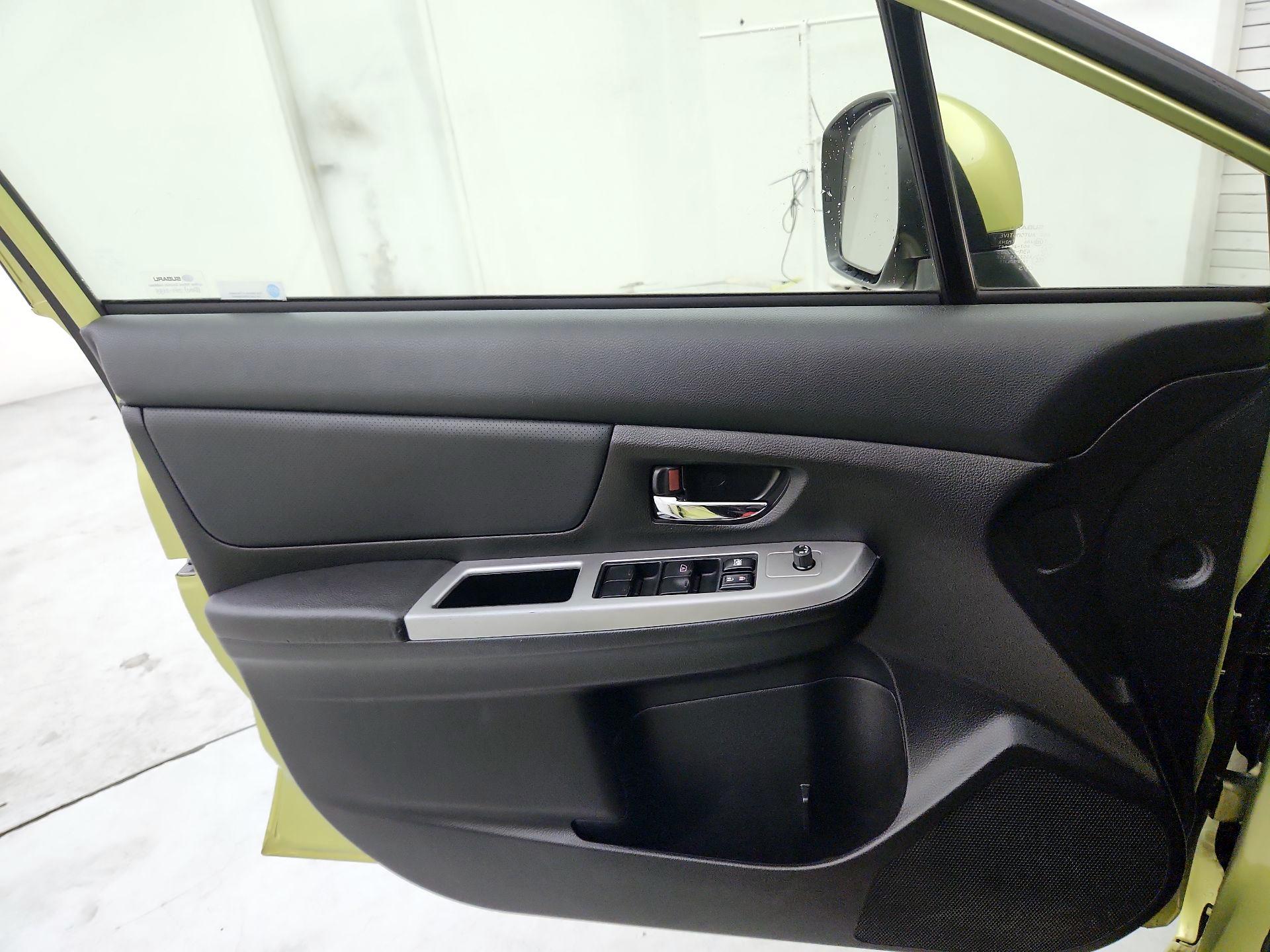 Thumbnail: 2014 Subaru XV Crosstrek - 12