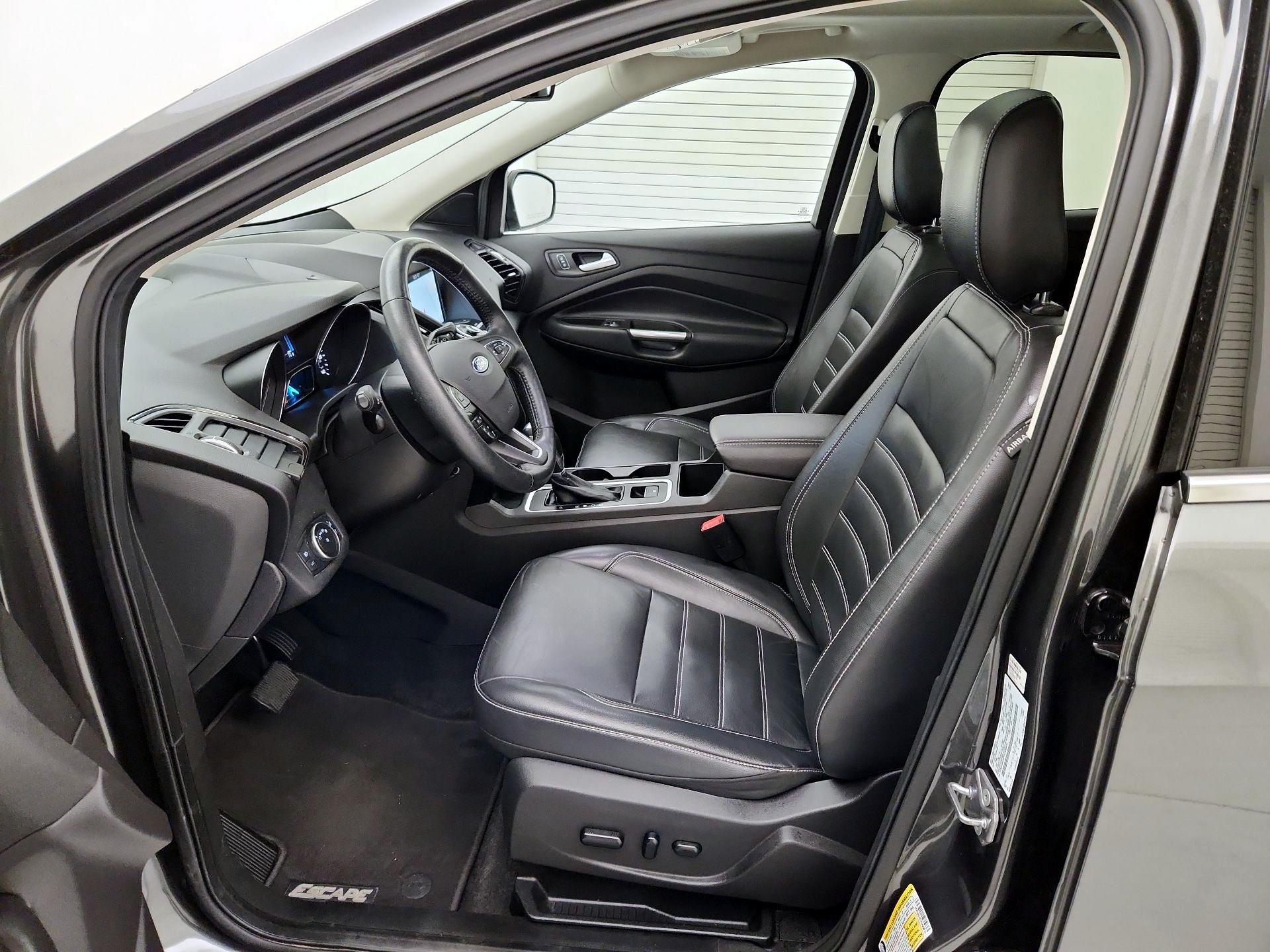 Thumbnail: 2019 Ford Escape - 11
