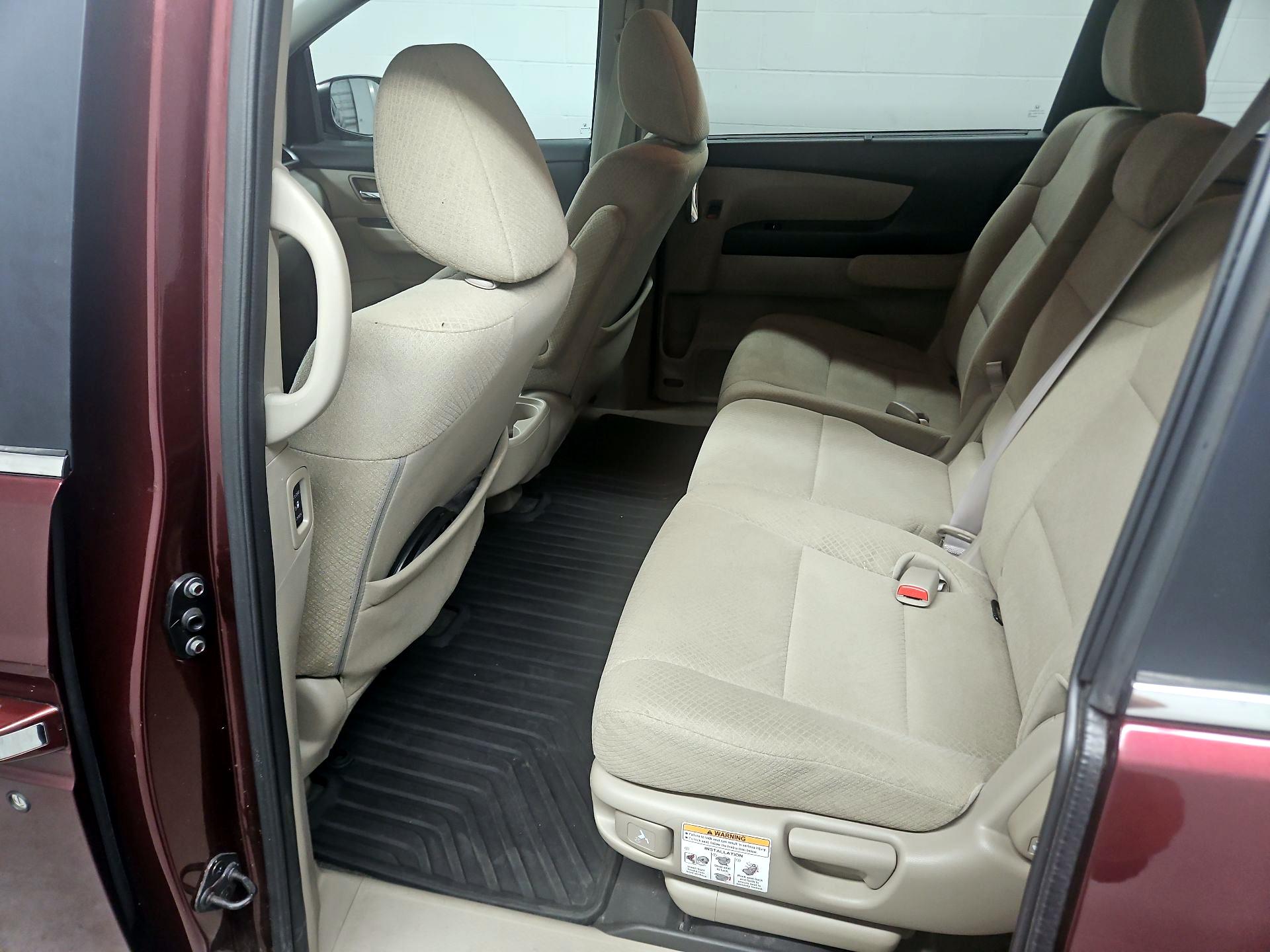 Thumbnail: 2016 Honda Odyssey - 19
