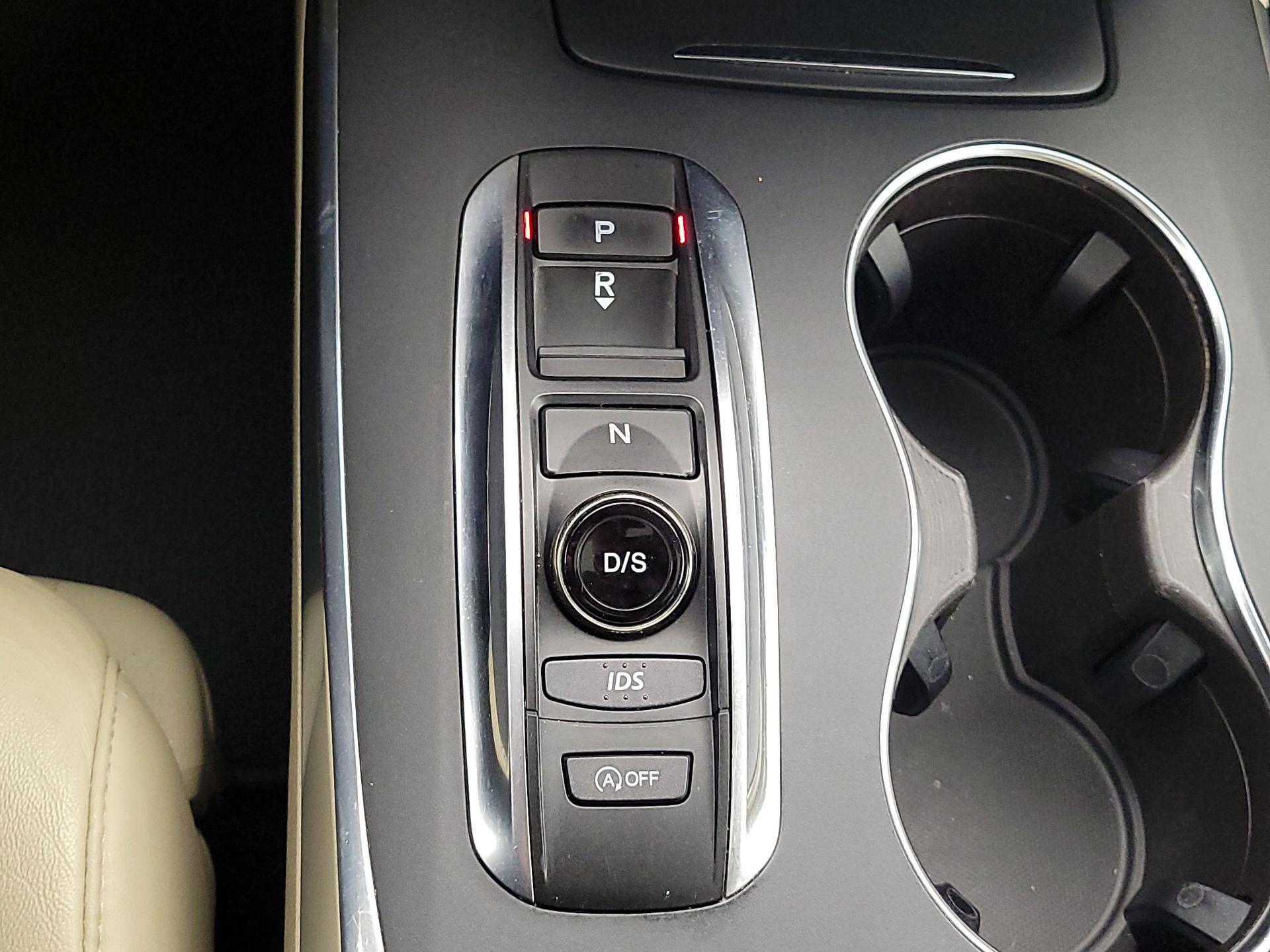 Thumbnail: 2016 Acura MDX - 18