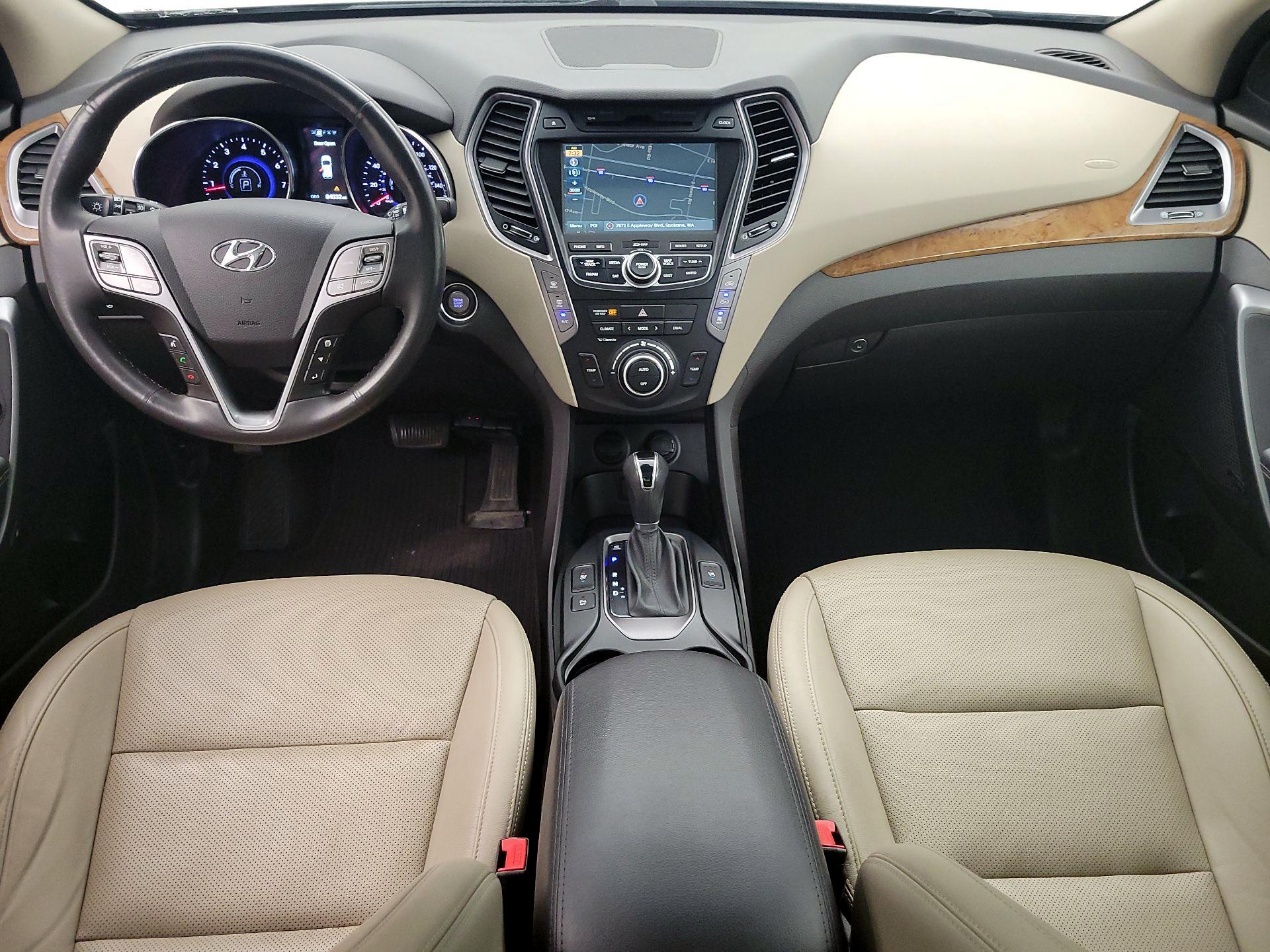 Thumbnail: 2016 Hyundai Santa Fe - 9