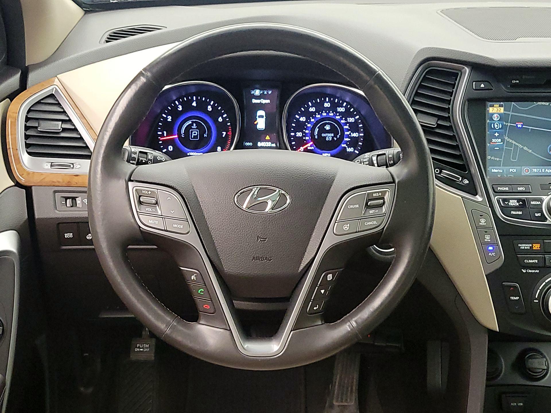 Thumbnail: 2016 Hyundai Santa Fe - 10