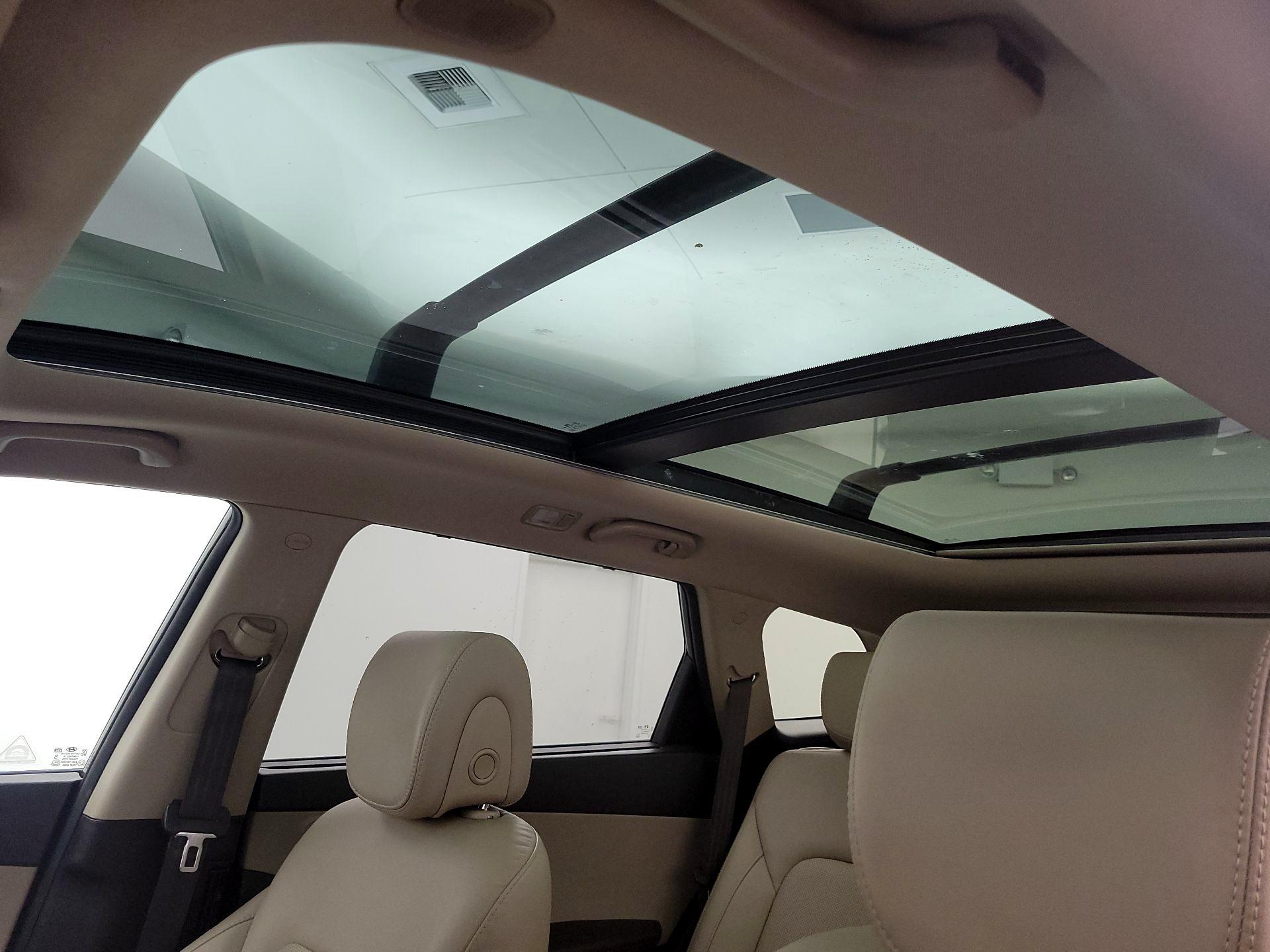Thumbnail: 2016 Hyundai Santa Fe - 20