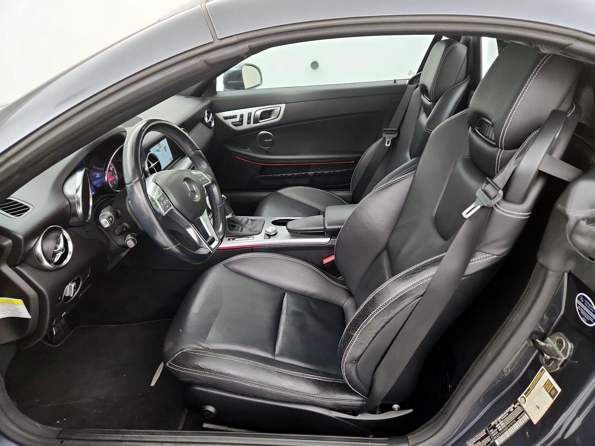 Thumbnail: 2014 Mercedes-Benz SLK - 11
