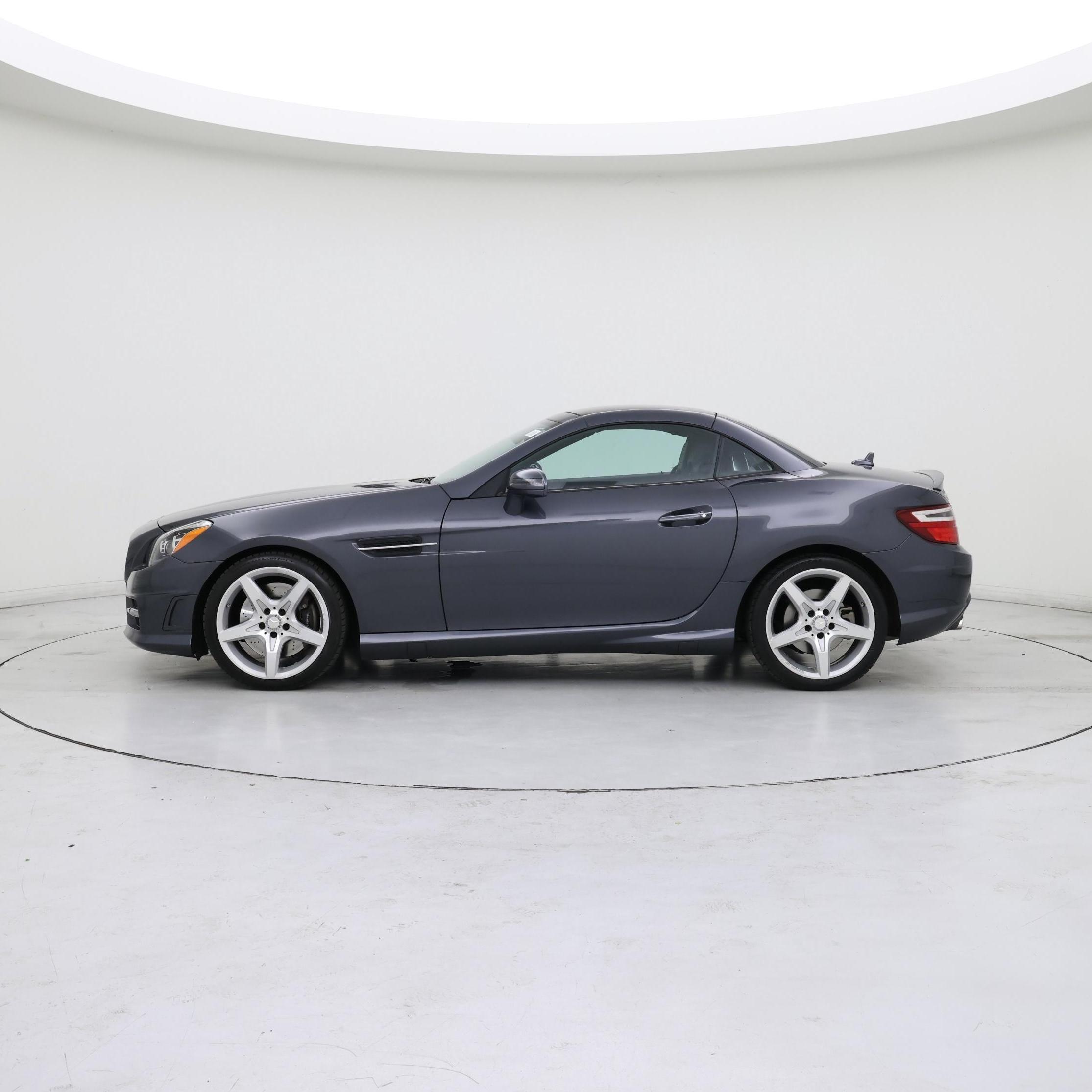 Thumbnail: 2014 Mercedes-Benz SLK - 3