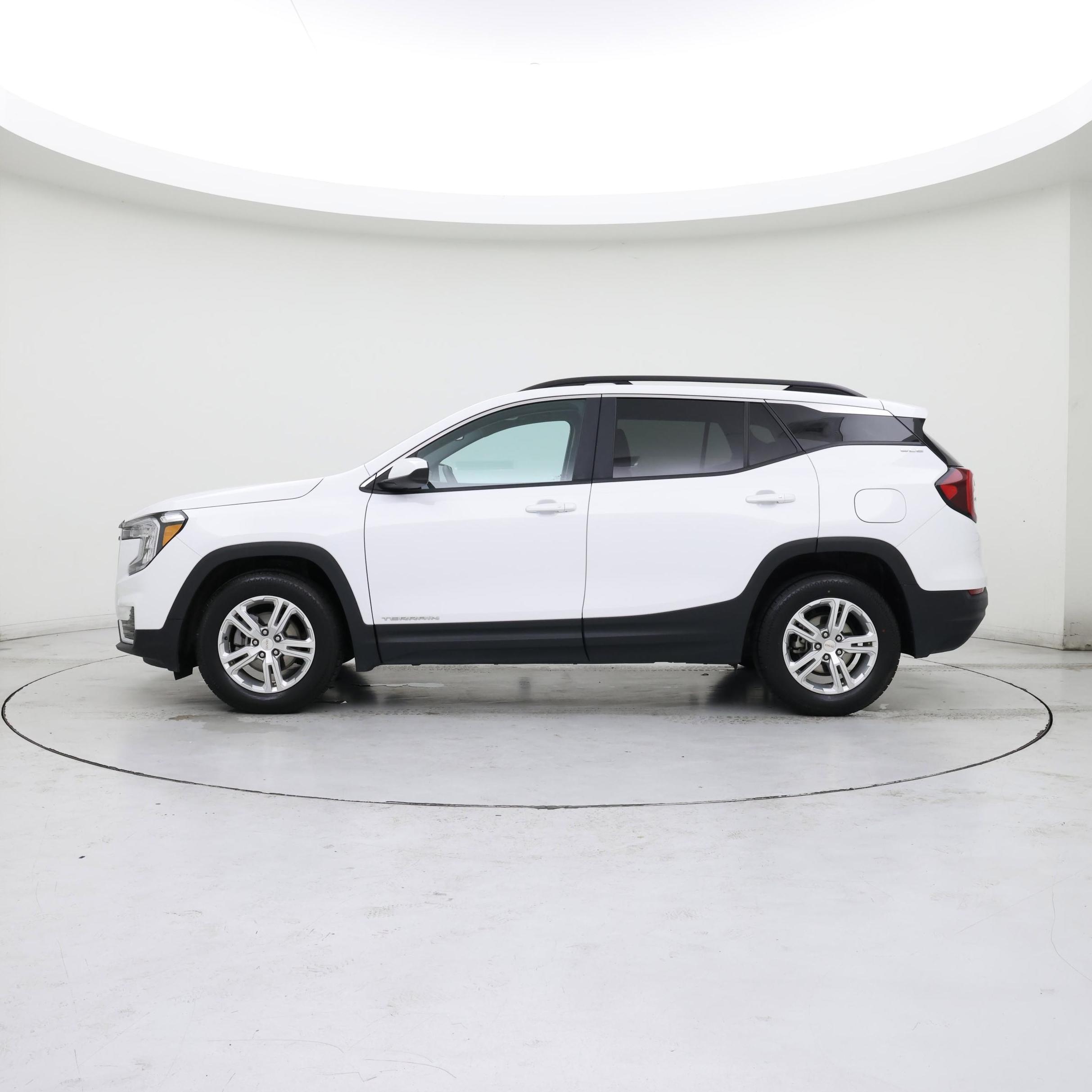 Thumbnail: 2022 GMC Terrain - 3