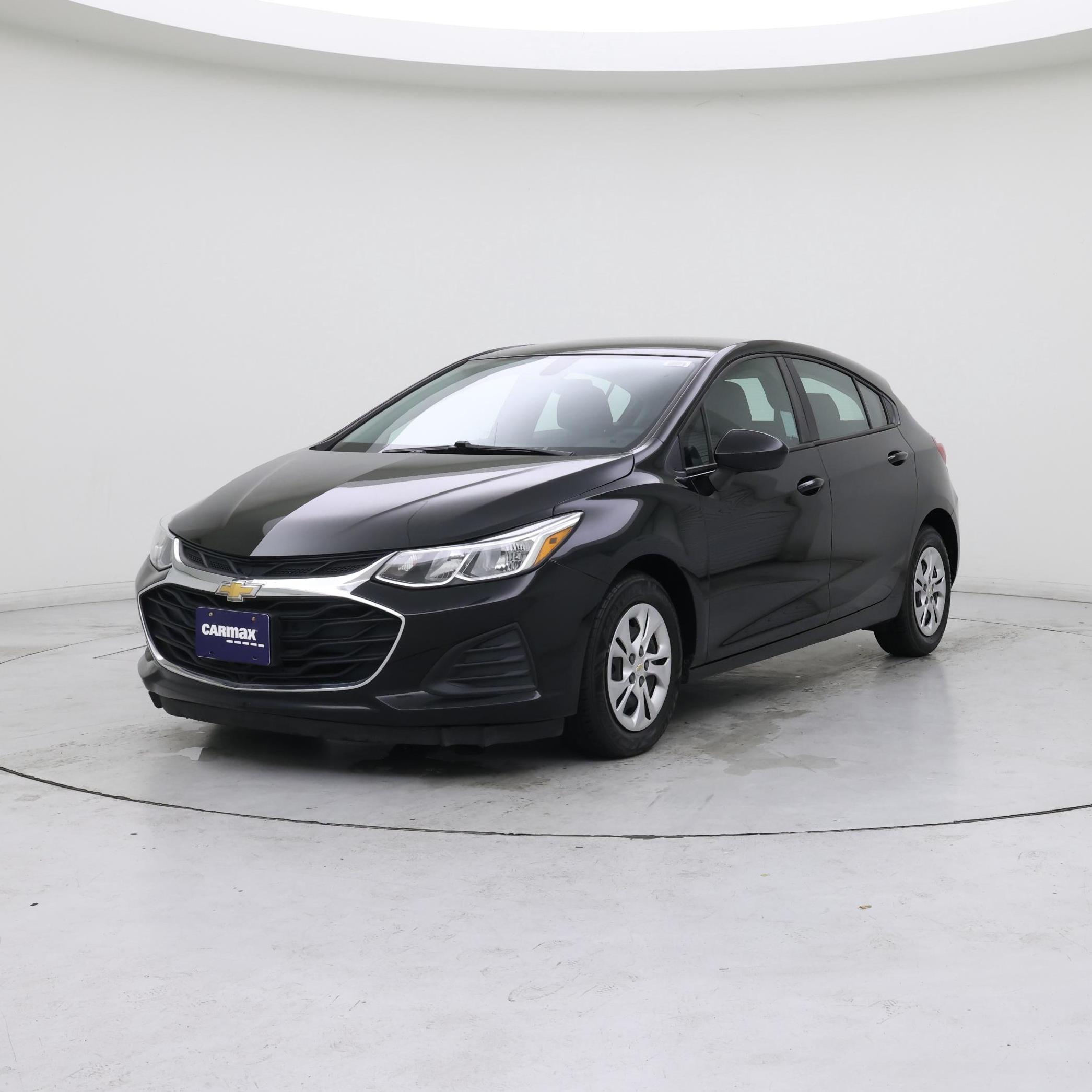 Thumbnail: 2019 Chevrolet Cruze - 4