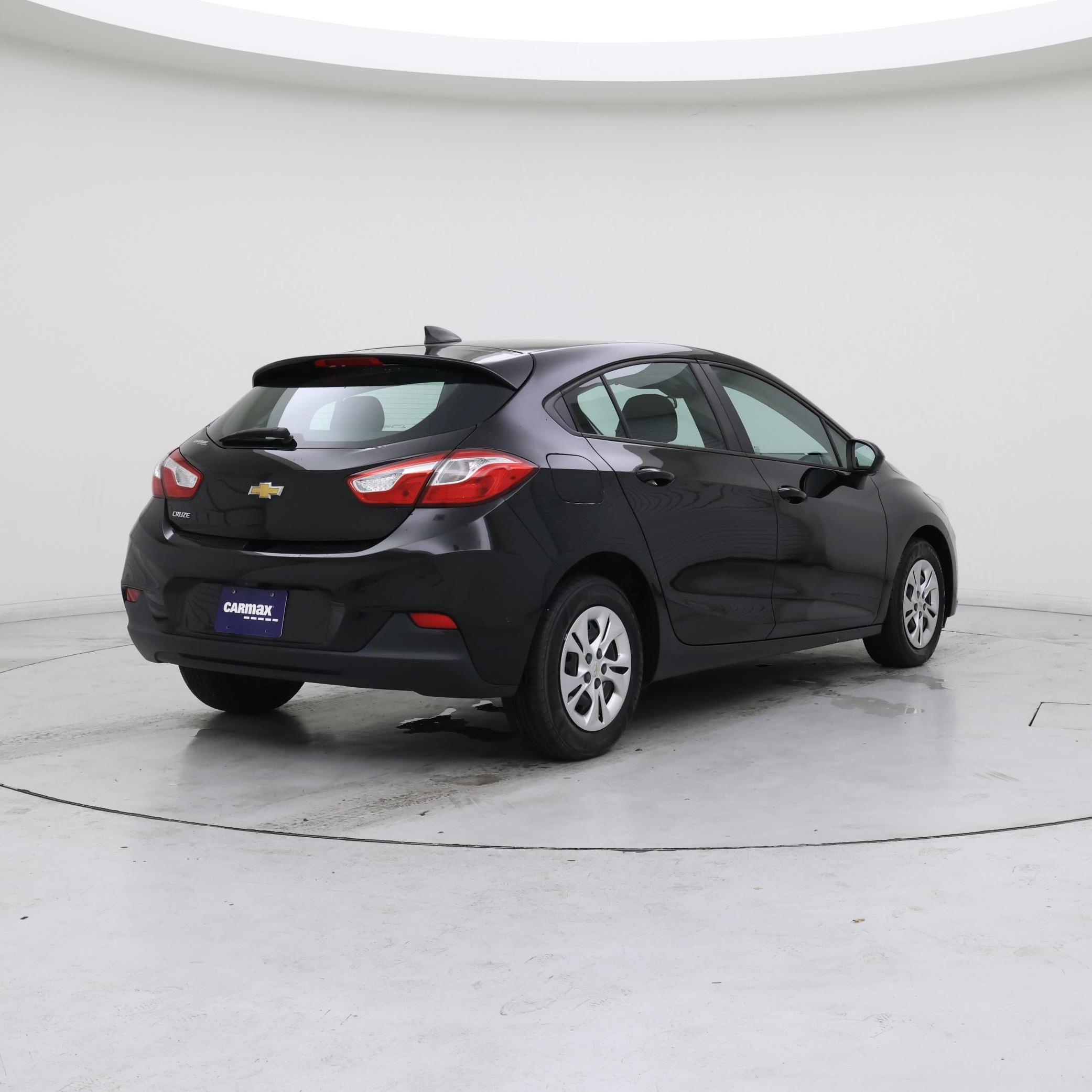 Thumbnail: 2019 Chevrolet Cruze - 8